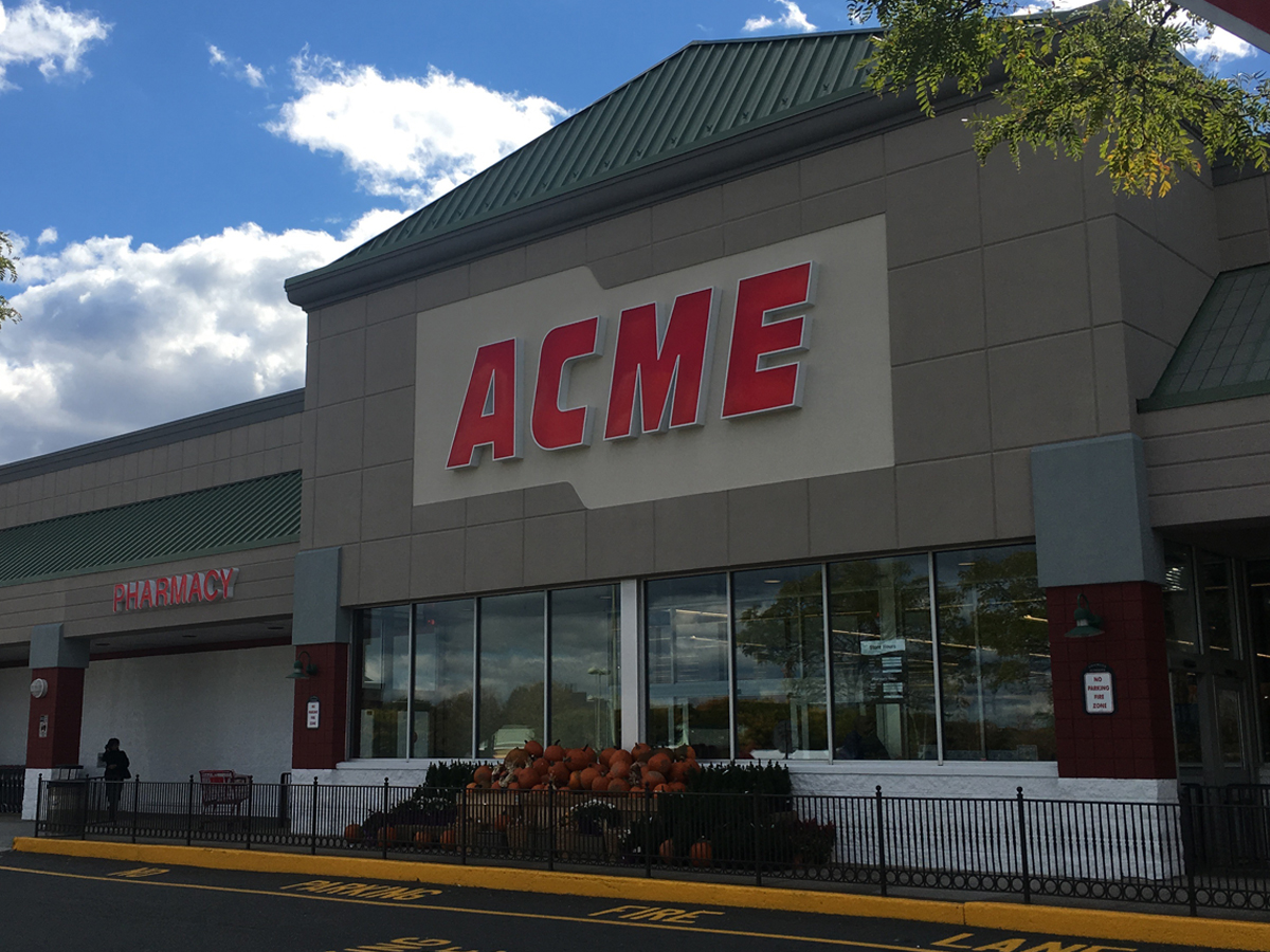 Photo of ACME Markets in Edgewater City, New Jersey, United States - 1 Picture of Food, Point of interest, Establishment, Store, Health, Grocery or supermarket, Pharmacy