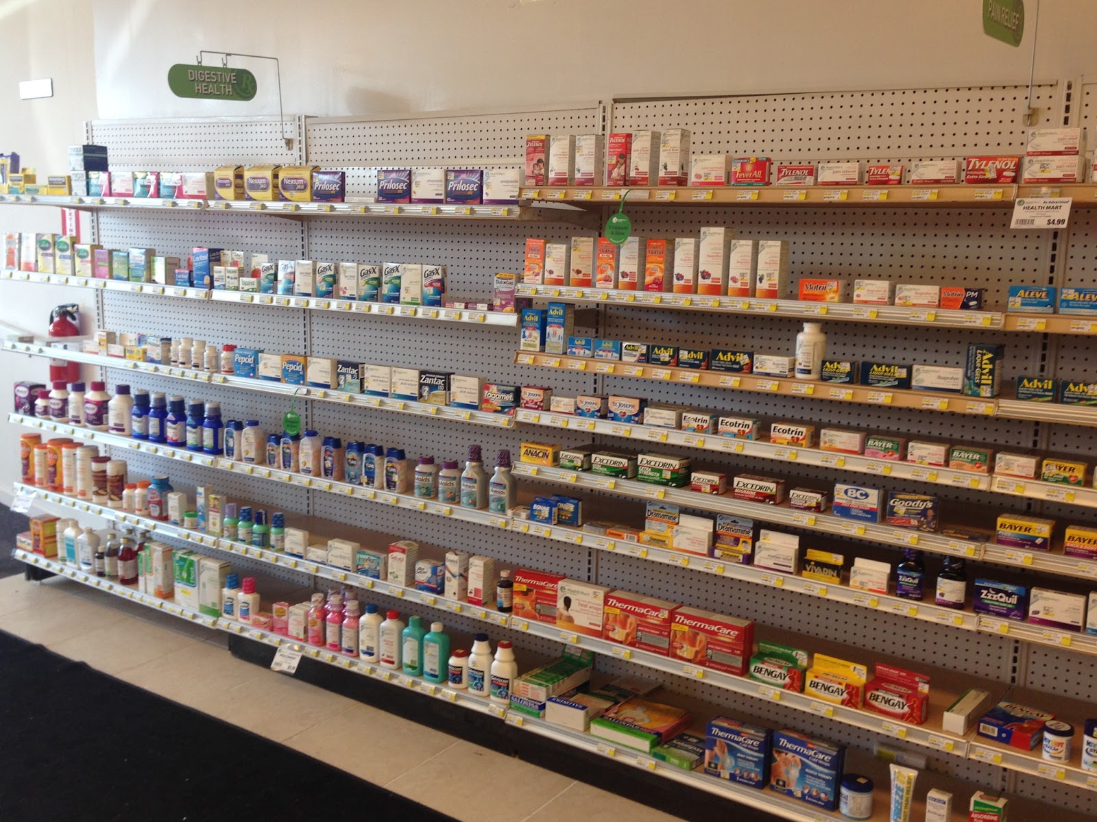 Photo of Linden Pharmacy in Linden City, New Jersey, United States - 4 Picture of Point of interest, Establishment, Store, Health, Pharmacy