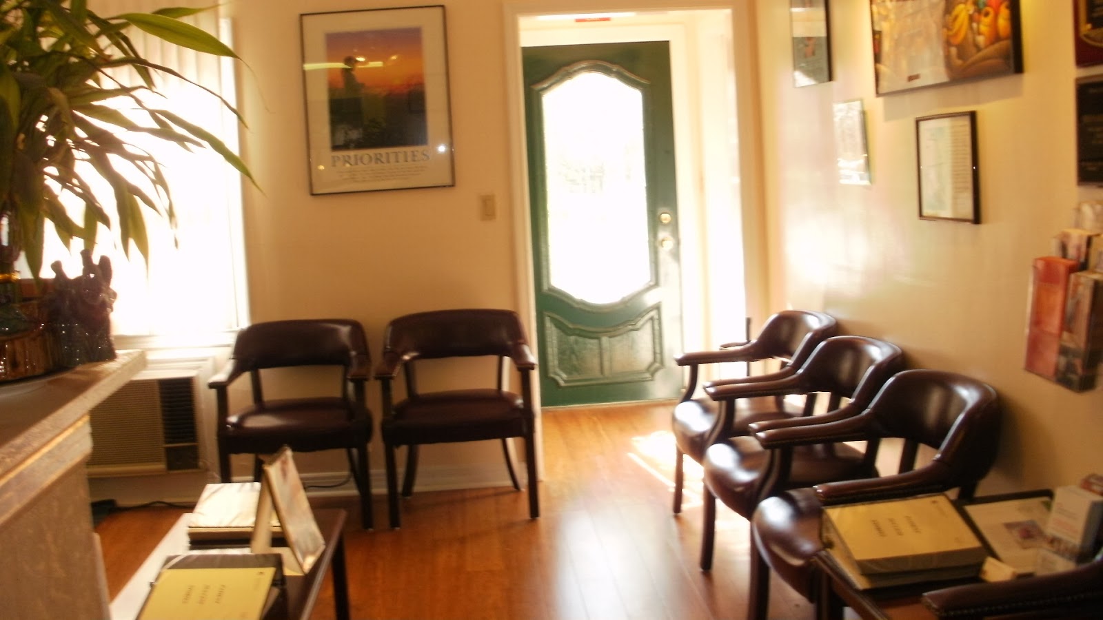 Photo of Dr. Bernard Fialkoff DDS in Flushing City, New York, United States - 1 Picture of Point of interest, Establishment, Health, Dentist