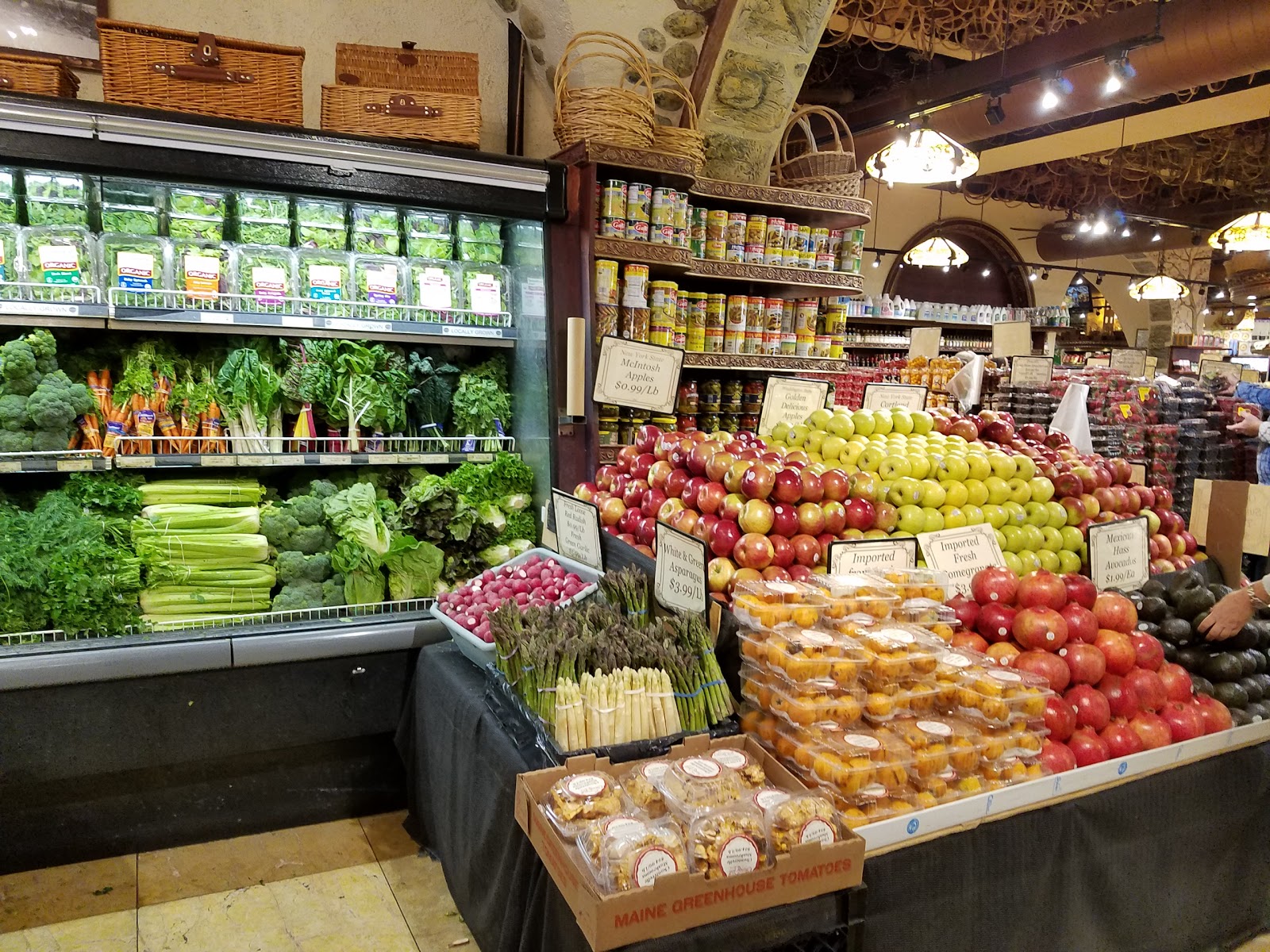 Photo of Cherry Hill Gourmet Inc in Kings County City, New York, United States - 2 Picture of Food, Point of interest, Establishment, Store, Grocery or supermarket