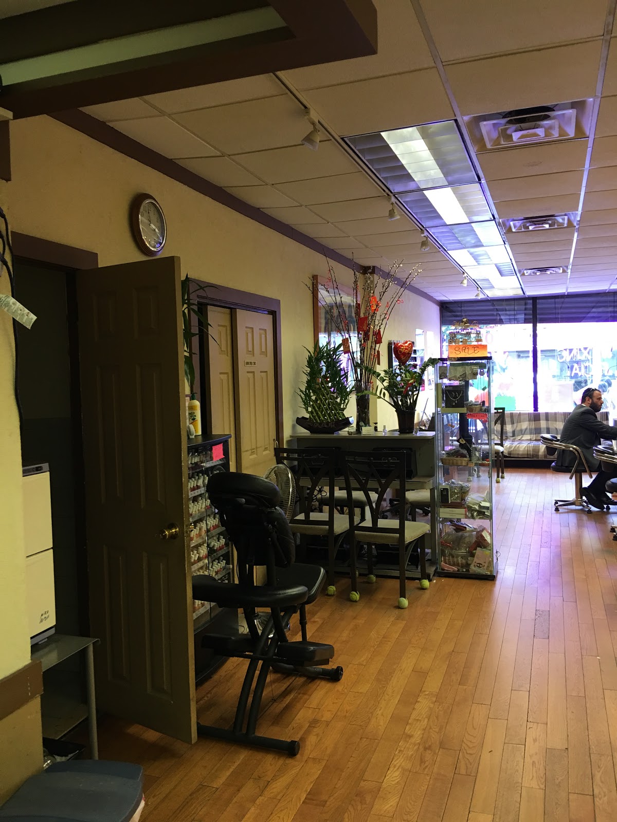 Photo of K & T Beauty Spa in Kings County City, New York, United States - 6 Picture of Point of interest, Establishment, Beauty salon, Hair care