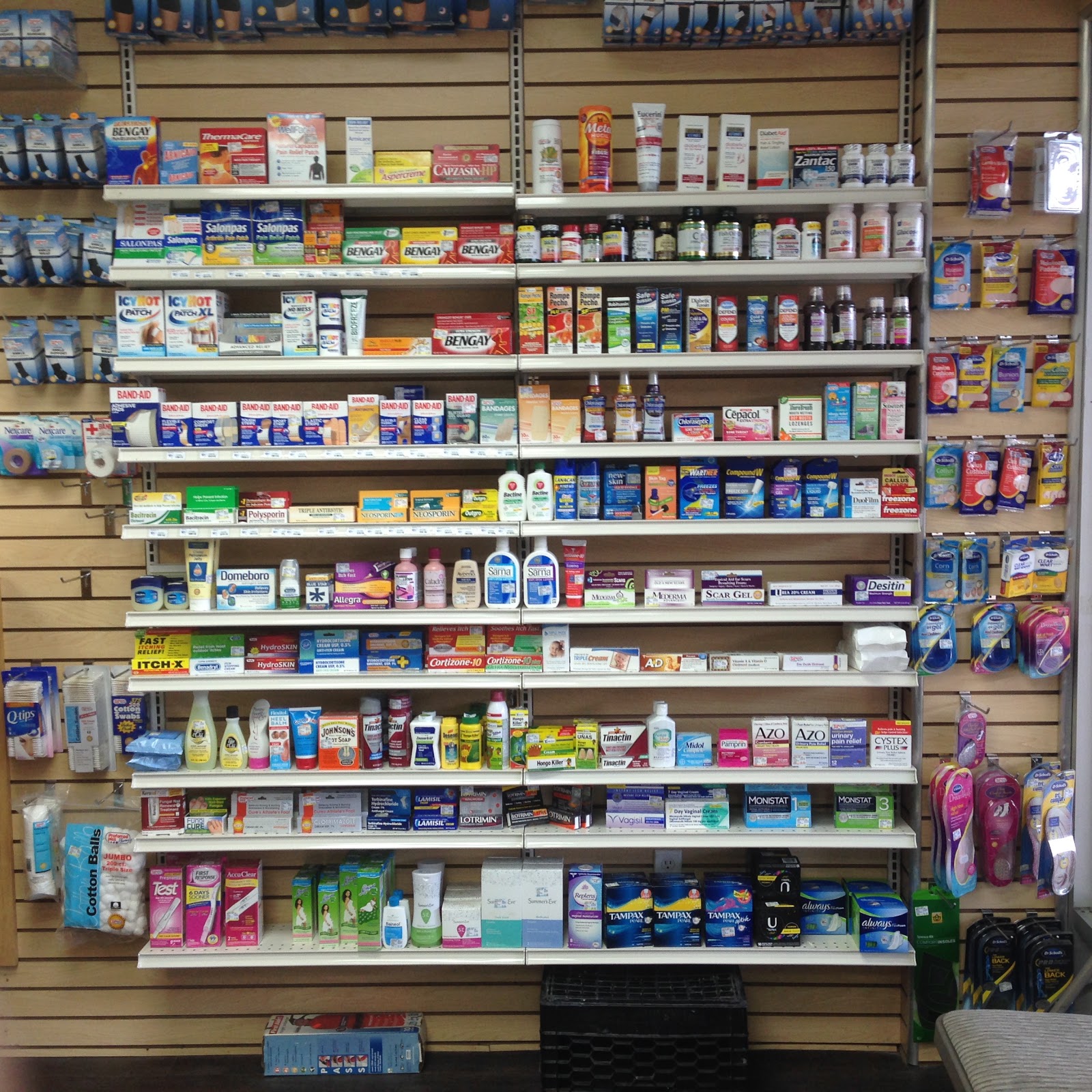 Photo of MedRite Pharmacy in Queens City, New York, United States - 3 Picture of Point of interest, Establishment, Store, Health, Pharmacy