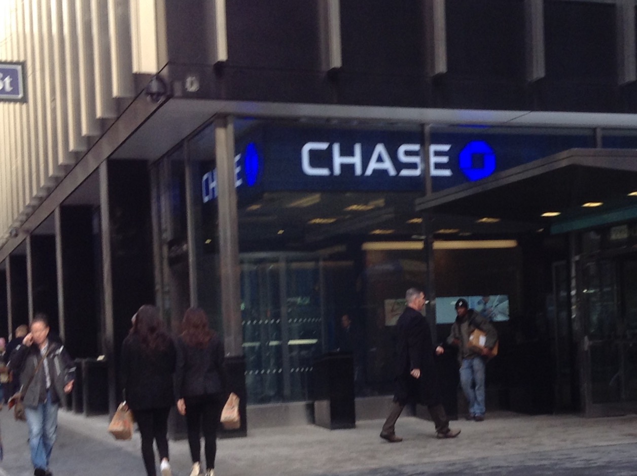 Photo of Chase Bank in New York City, New York, United States - 2 Picture of Point of interest, Establishment, Finance, Atm, Bank