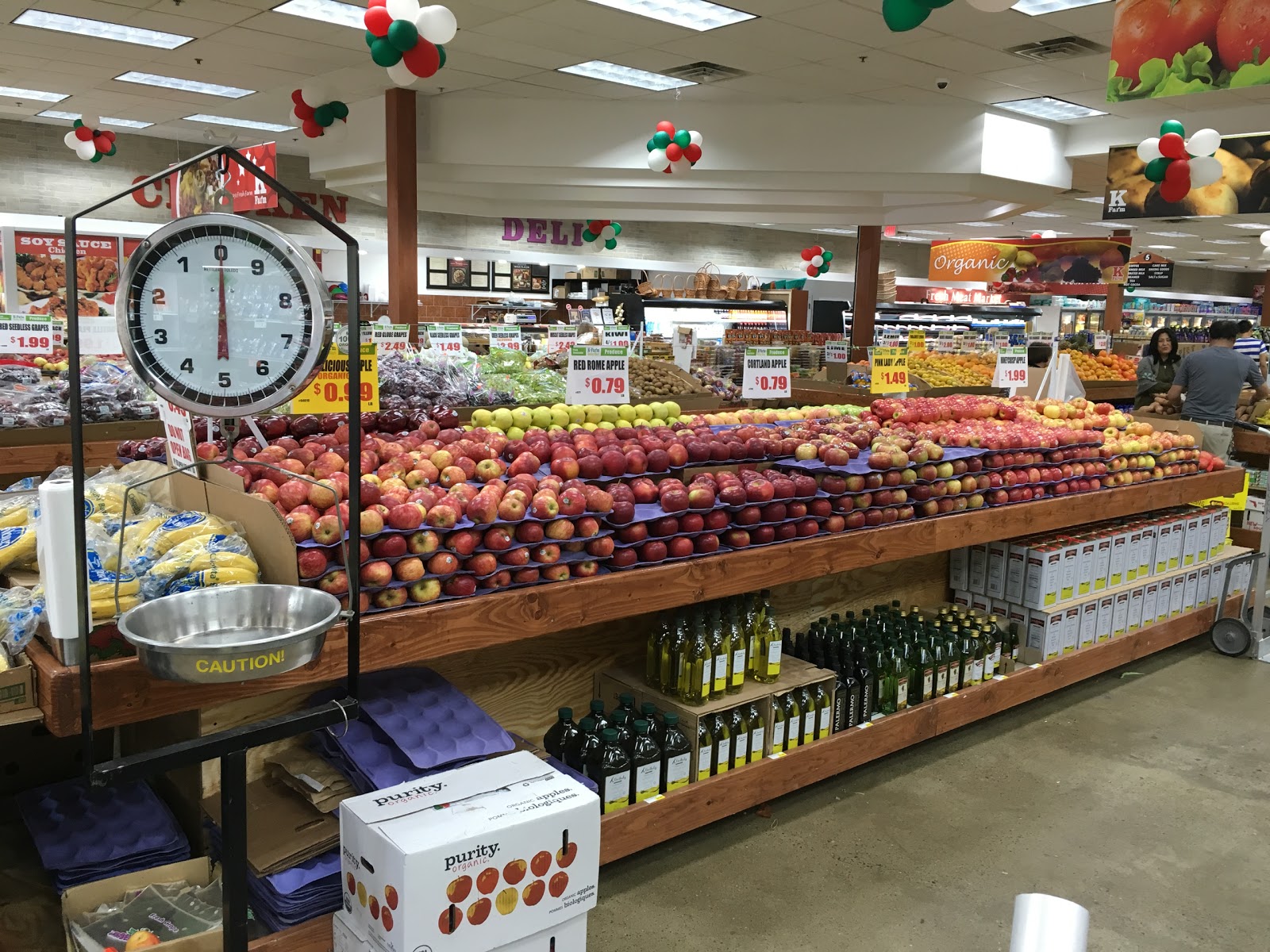 Photo of Farm Mart in Nutley City, New Jersey, United States - 1 Picture of Food, Point of interest, Establishment, Store, Grocery or supermarket