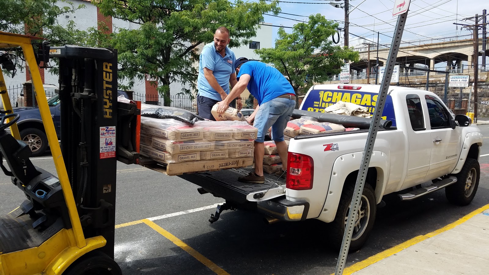 Photo of Hudson Supply of Newark LLC in Newark City, New Jersey, United States - 2 Picture of Point of interest, Establishment, Store, Home goods store, Hardware store