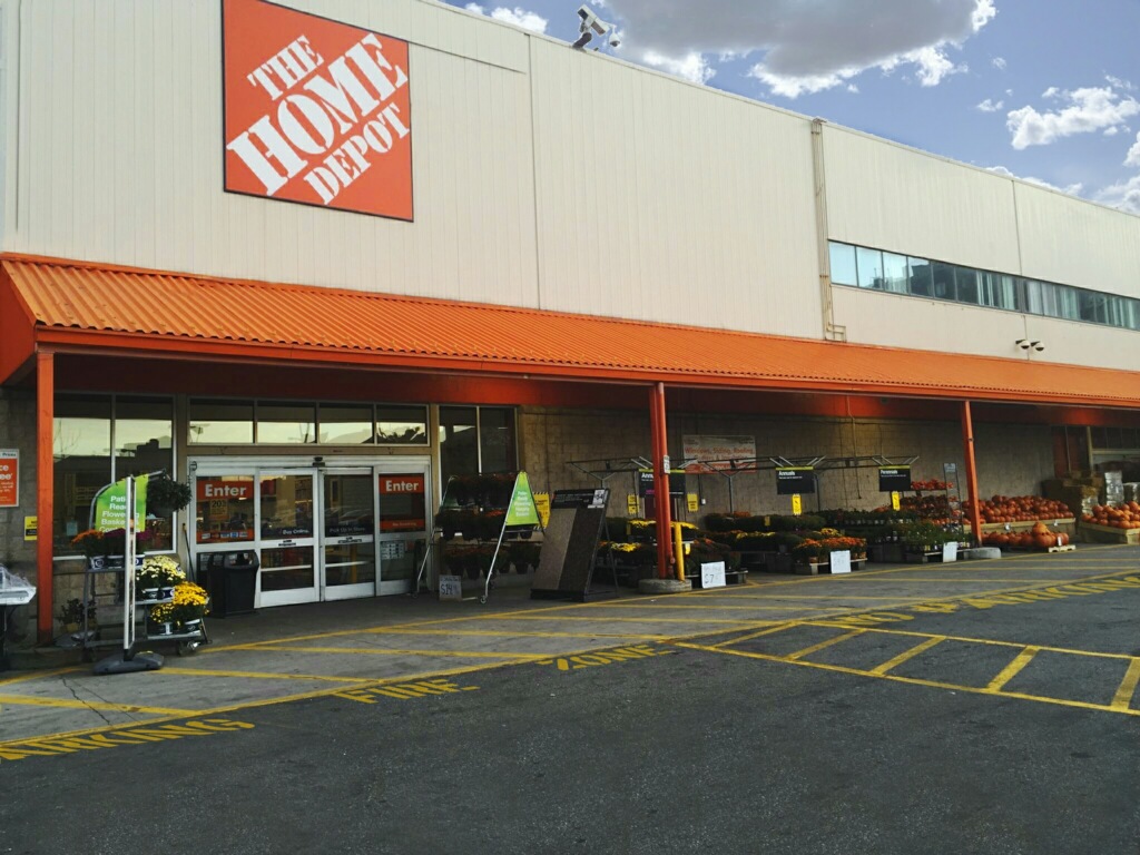 Photo of The Home Depot in Brooklyn City, New York, United States - 2 Picture of Point of interest, Establishment, Store, Home goods store, Furniture store, Hardware store
