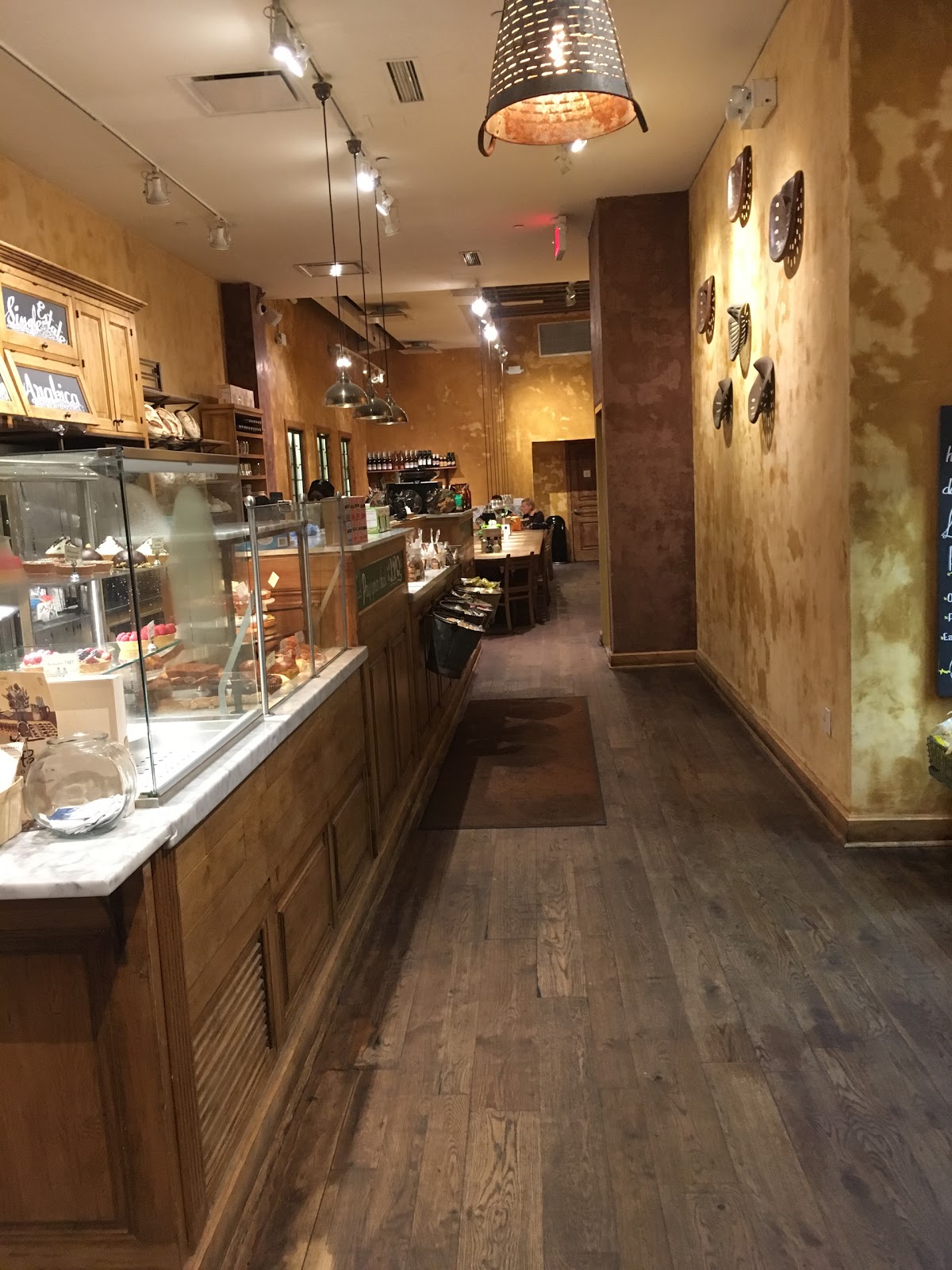 Photo of Le Pain Quotidien 53rd Street in New York City, New York, United States - 8 Picture of Restaurant, Food, Point of interest, Establishment, Store, Meal takeaway, Cafe, Bakery