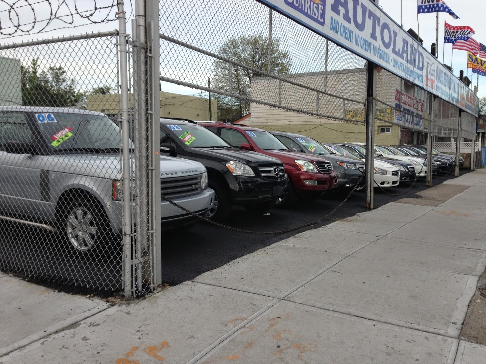 Photo of Sunrise Autoland in Jamaica City, New York, United States - 3 Picture of Point of interest, Establishment, Car dealer, Store