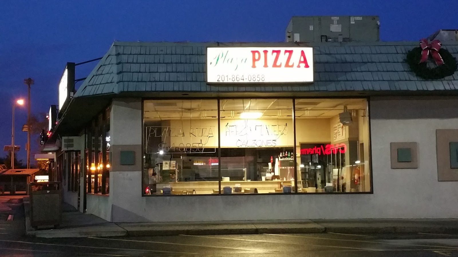 Photo of Plaza Pizza in Secaucus City, New Jersey, United States - 1 Picture of Restaurant, Food, Point of interest, Establishment, Store, Meal takeaway