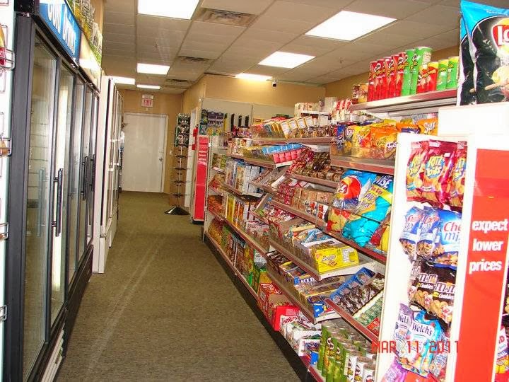 Photo of Washington Convenience Store in Woodland Park City, New Jersey, United States - 2 Picture of Food, Point of interest, Establishment, Store, Grocery or supermarket, Convenience store