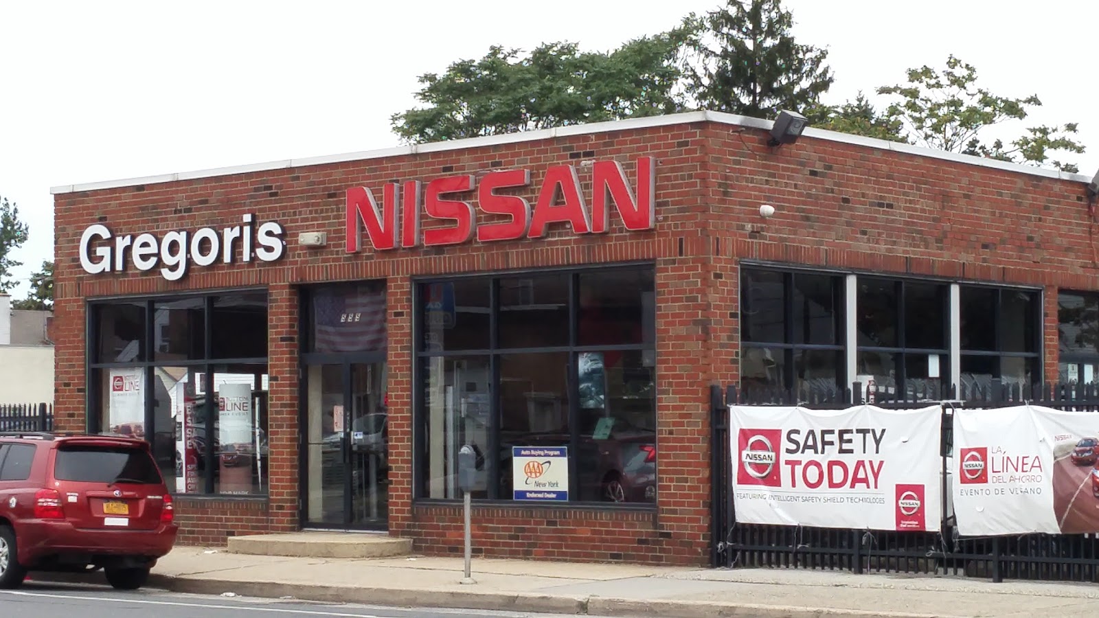 Photo of Gregoris Nissan in Valley Stream City, New York, United States - 1 Picture of Point of interest, Establishment, Car dealer, Store, Car repair