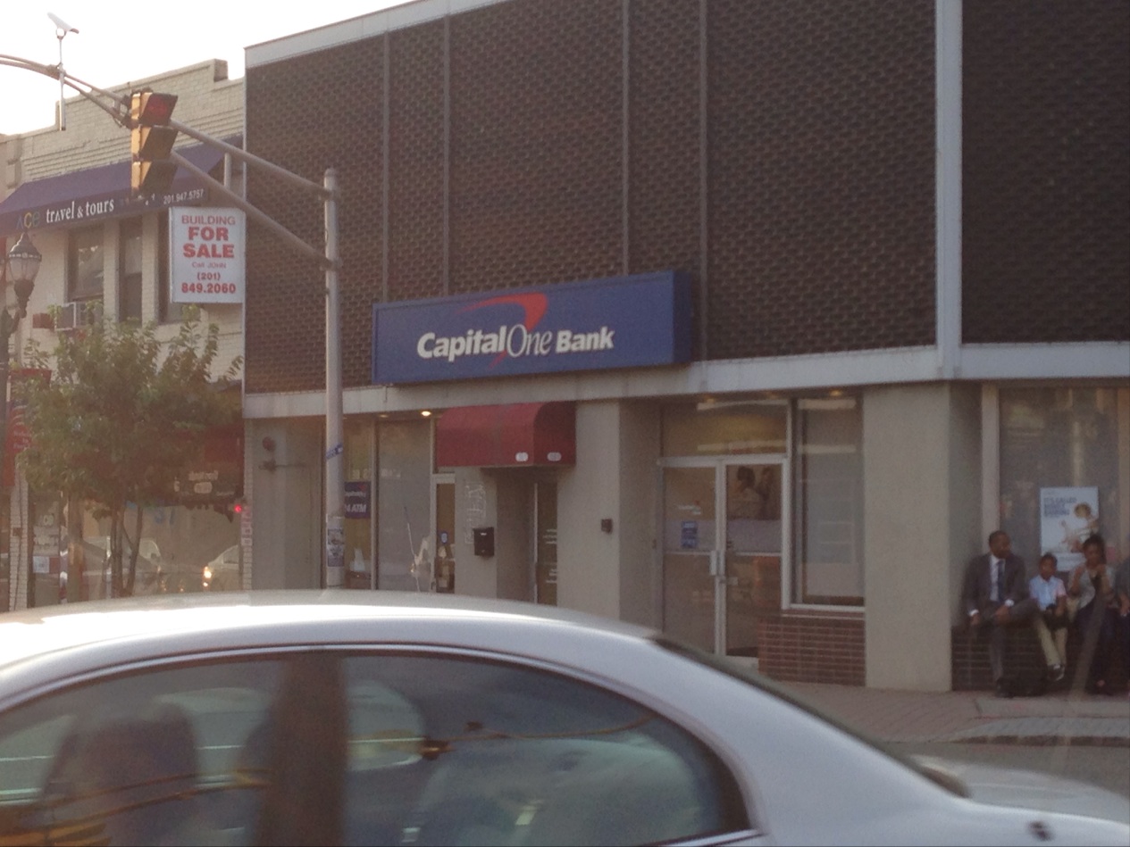 Photo of Capital One Bank in Fort Lee City, New Jersey, United States - 1 Picture of Point of interest, Establishment, Finance, Bank