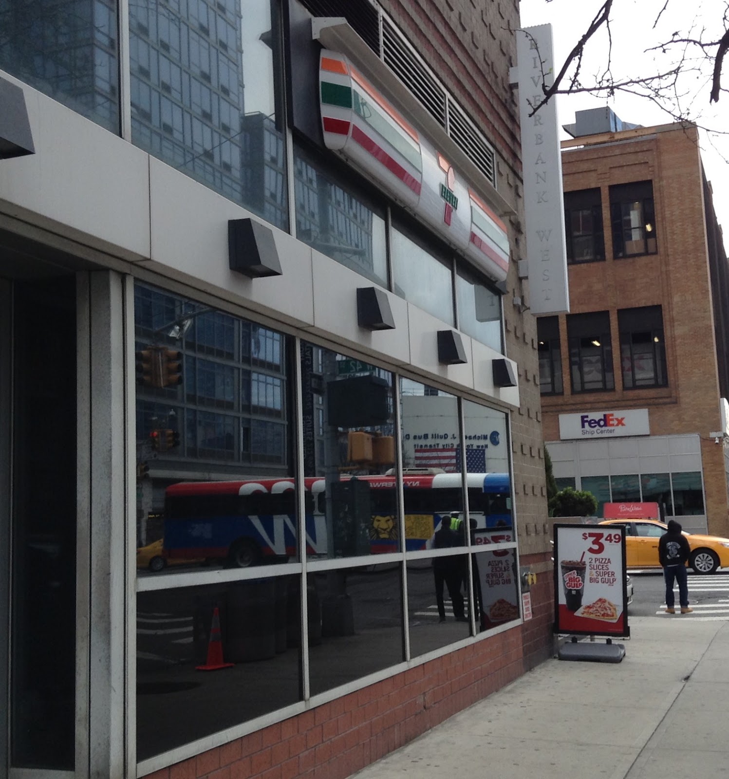 Photo of 7-Eleven in New York City, New York, United States - 1 Picture of Restaurant, Food, Point of interest, Establishment, Store, Cafe, Convenience store