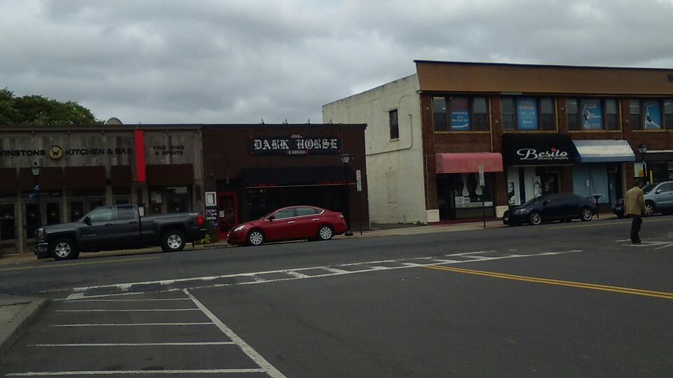 Photo of Dark Horse Tavern - Rockville Centre in Rockville Centre City, New York, United States - 2 Picture of Point of interest, Establishment, Bar