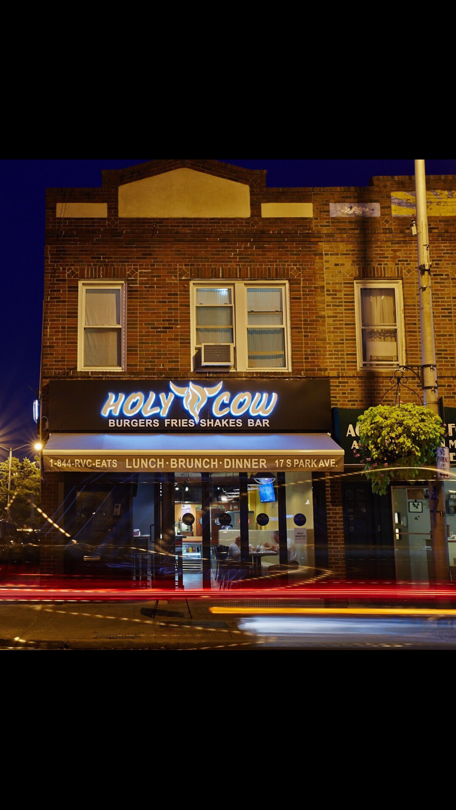 Photo of Holy Cow in Rockville Centre City, New York, United States - 4 Picture of Restaurant, Food, Point of interest, Establishment