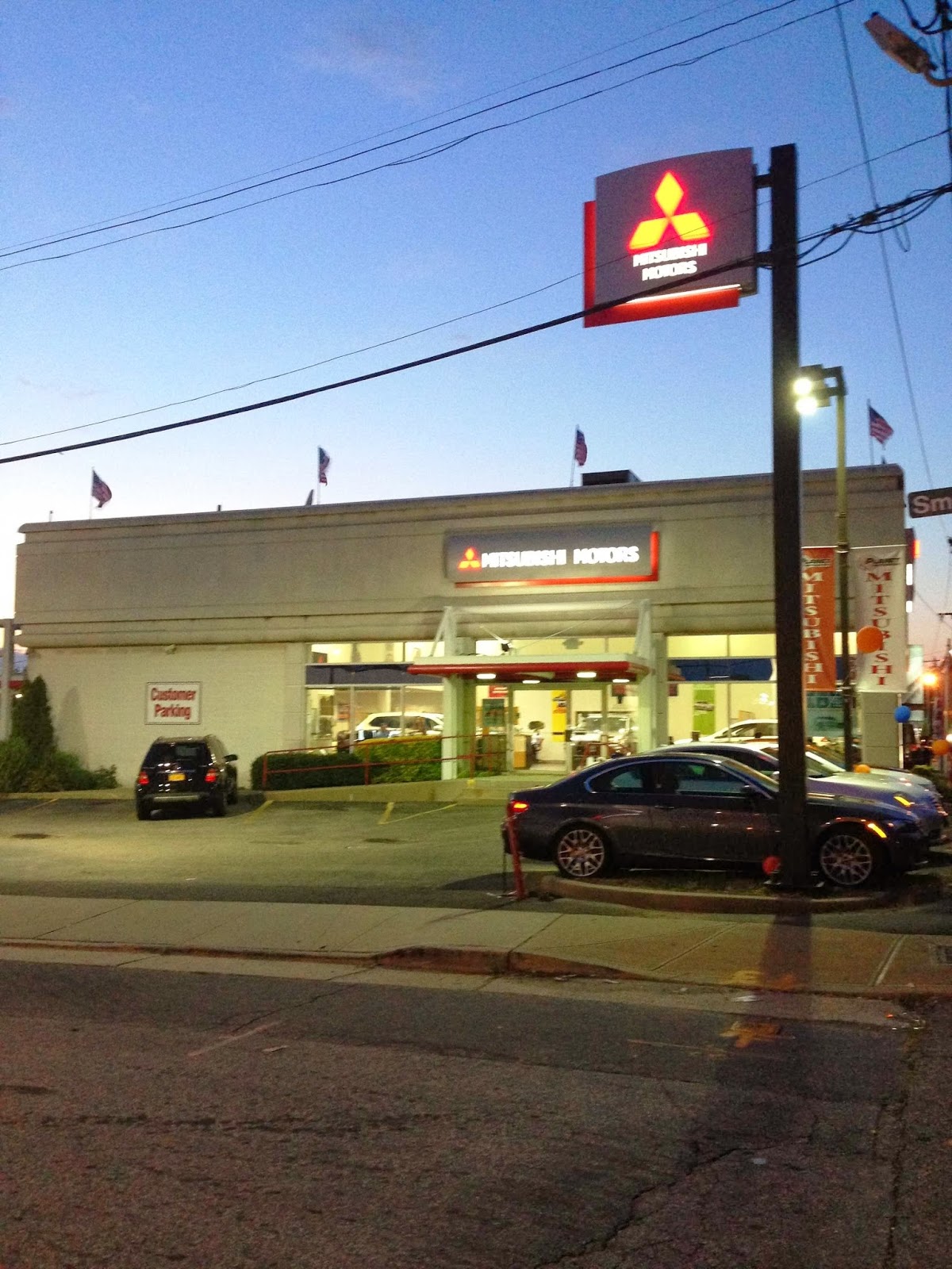 Photo of Planet Mitsubishi in Hempstead City, New York, United States - 2 Picture of Point of interest, Establishment, Car dealer, Store, Car repair