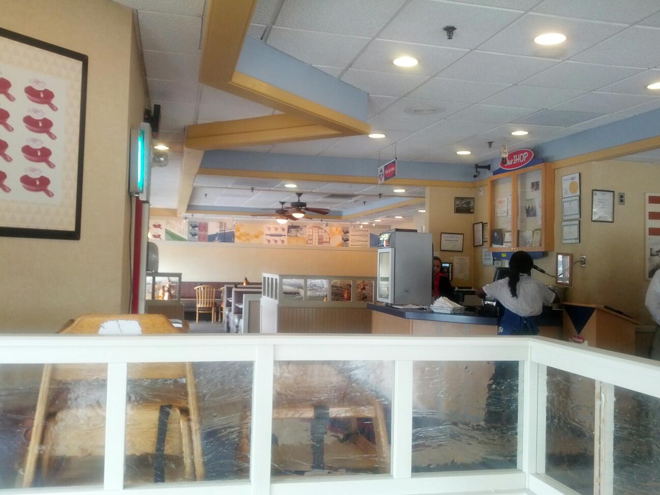 Photo of IHOP in Union City, New Jersey, United States - 2 Picture of Restaurant, Food, Point of interest, Establishment