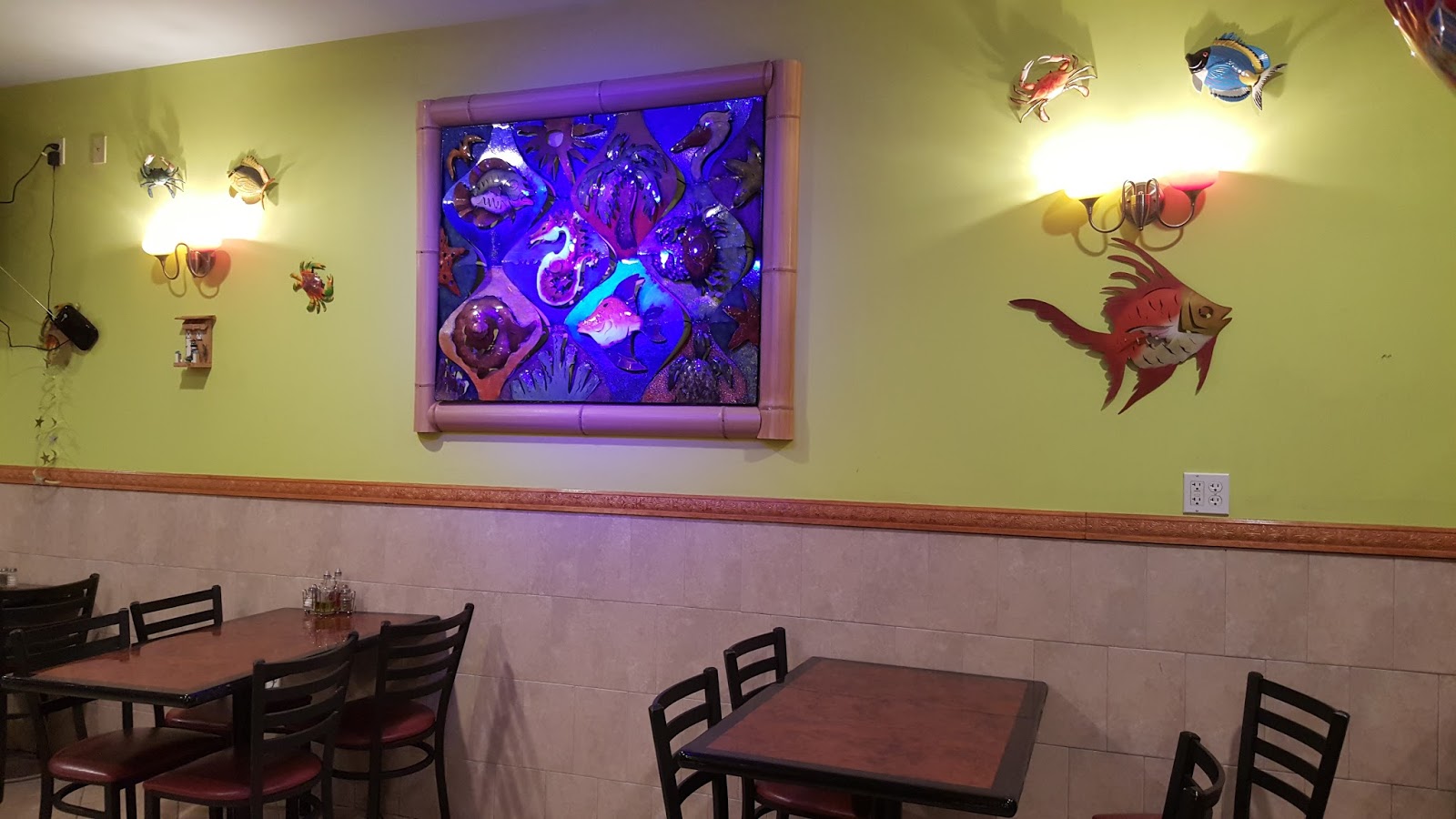 Photo of Fruit Punch Cafe Peruvian Restaurant in West New York City, New Jersey, United States - 3 Picture of Restaurant, Food, Point of interest, Establishment