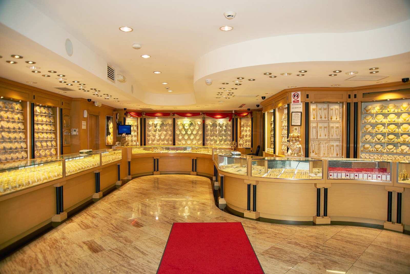 Photo of Raj Jewels in Iselin City, New Jersey, United States - 1 Picture of Point of interest, Establishment, Finance, Store, Jewelry store