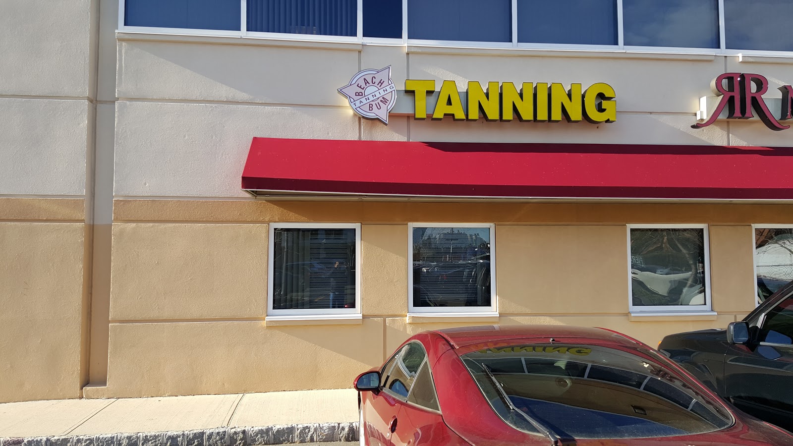 Photo of Beach Bum Tanning & Airbrush Salon in Edgewater City, New Jersey, United States - 7 Picture of Point of interest, Establishment