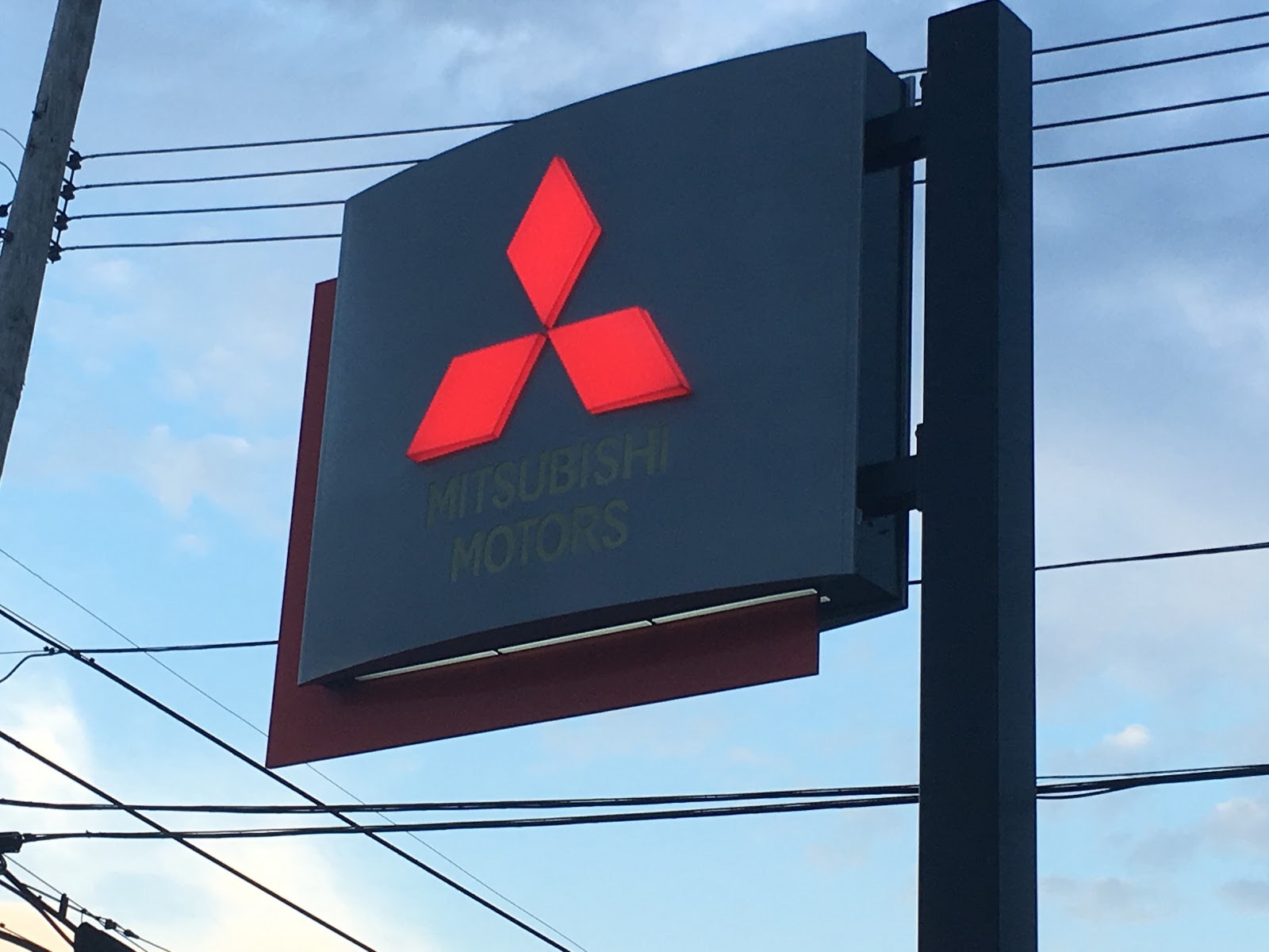 Photo of Island Mitsubishi in Richmond City, New York, United States - 7 Picture of Point of interest, Establishment, Car dealer, Store