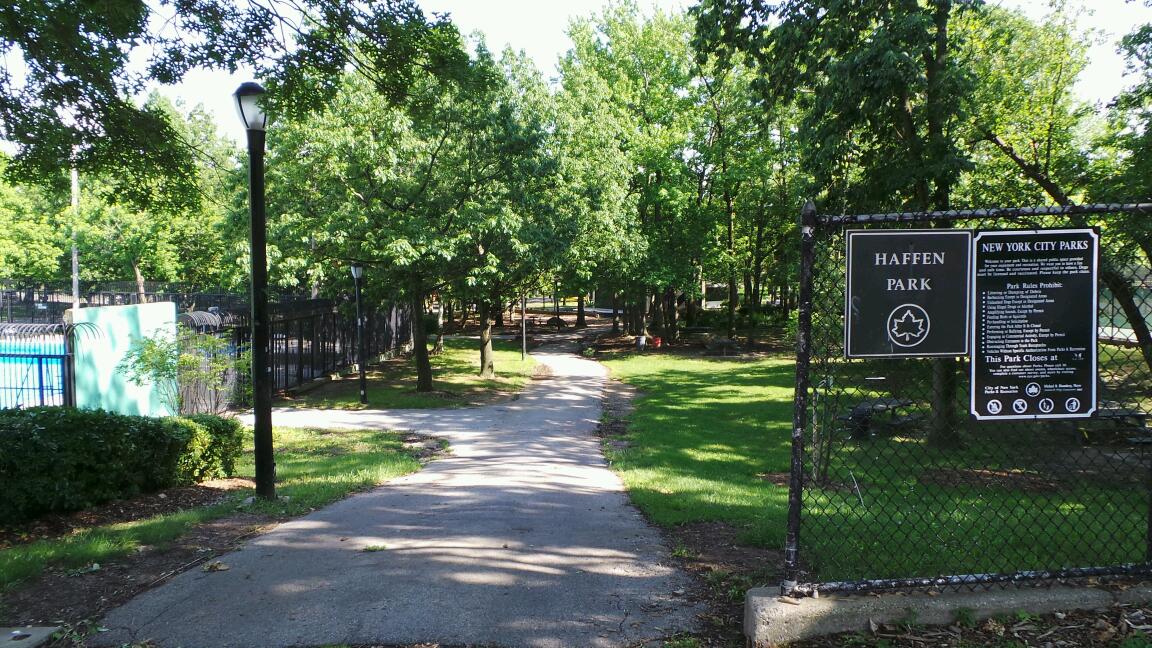 Photo of Haffen Park in Bronx City, New York, United States - 1 Picture of Point of interest, Establishment, Park