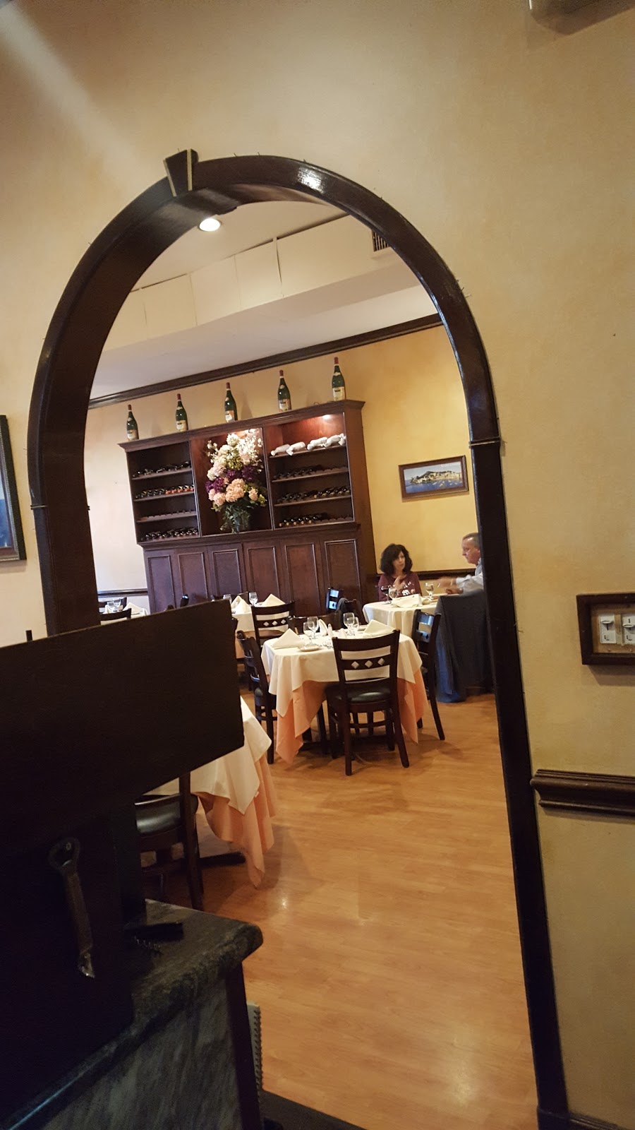 Photo of Riviera Grill Restaurant in Glen Cove City, New York, United States - 1 Picture of Restaurant, Food, Point of interest, Establishment