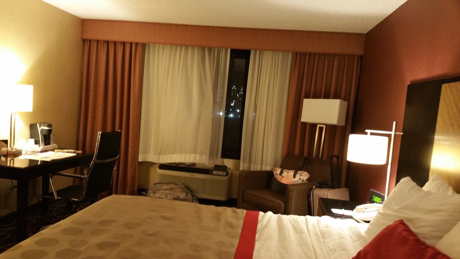 Photo of Ramada Plaza Newark Liberty International Airport in Newark City, New Jersey, United States - 7 Picture of Point of interest, Establishment, Lodging