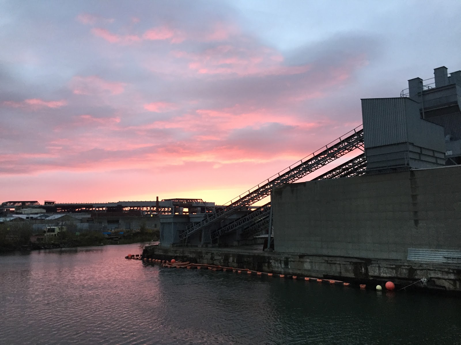 Photo of Gowanus Canal in Kings County City, New York, United States - 1 Picture of Point of interest, Establishment