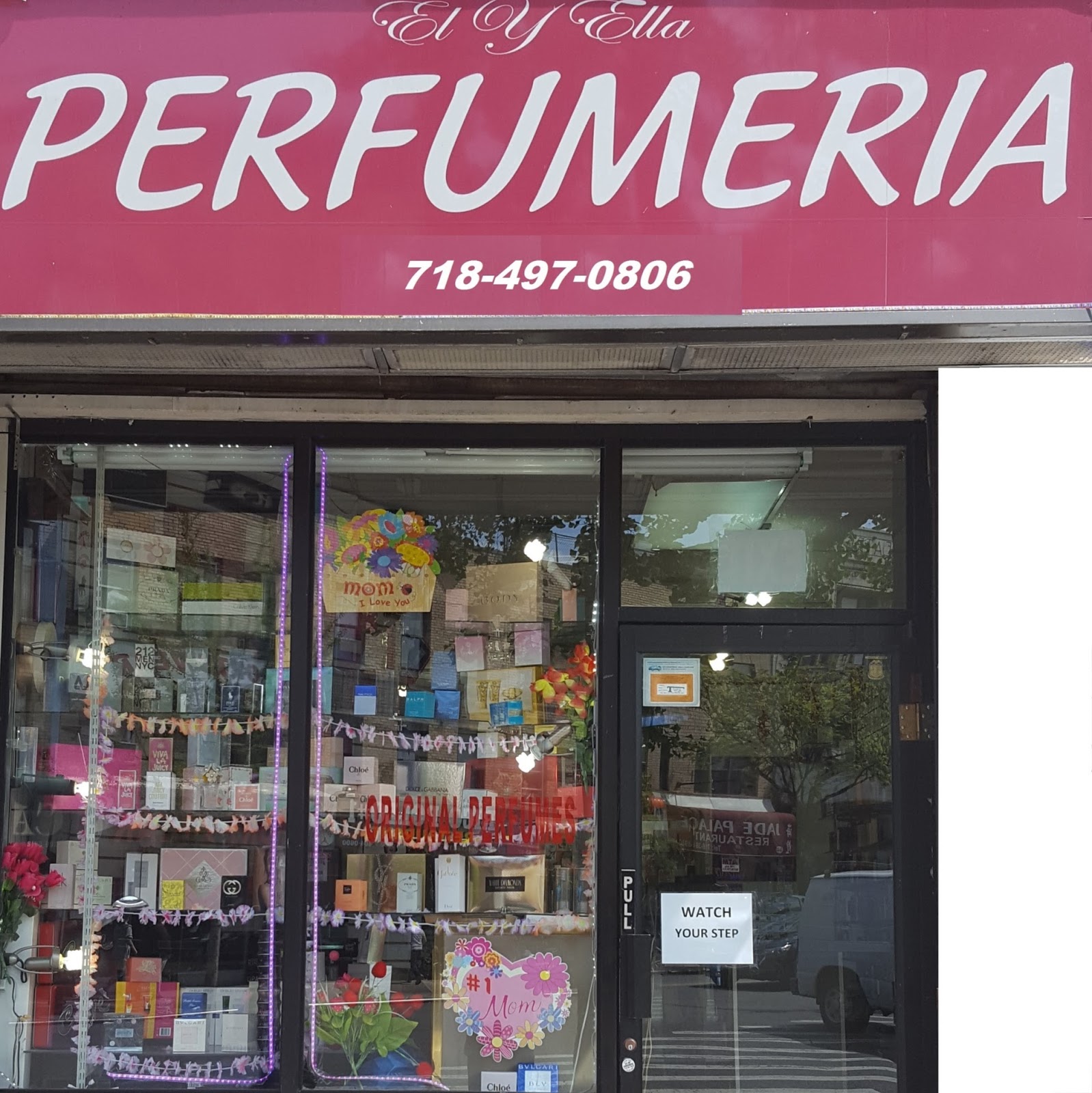 Photo of El Y Ella Perfumeria in Queens City, New York, United States - 1 Picture of Point of interest, Establishment, Store, Clothing store