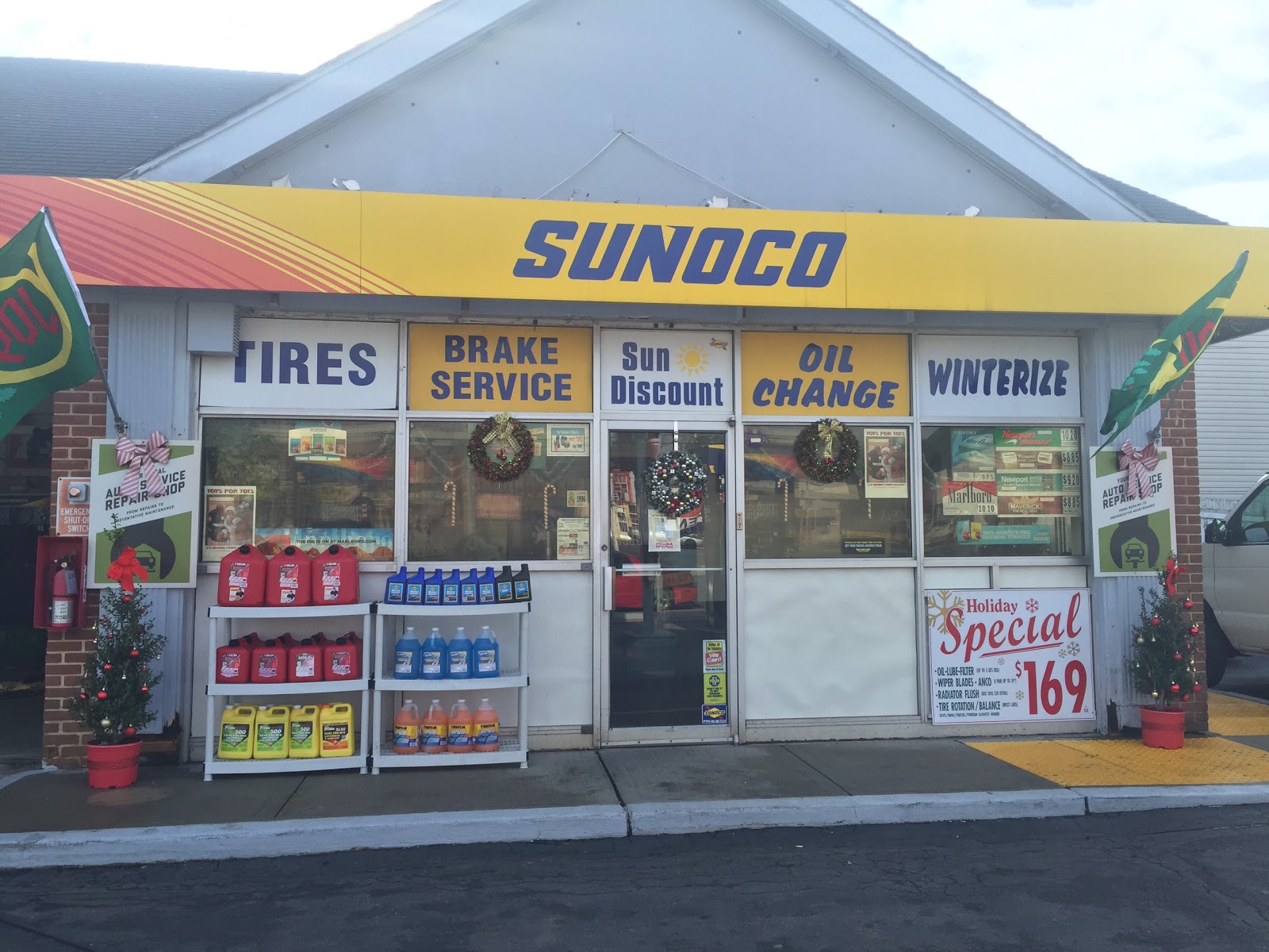 Photo of Sun Discount Service Inc. - SUNOCO in Valley Stream City, New York, United States - 1 Picture of Point of interest, Establishment, Store, Gas station, Car repair