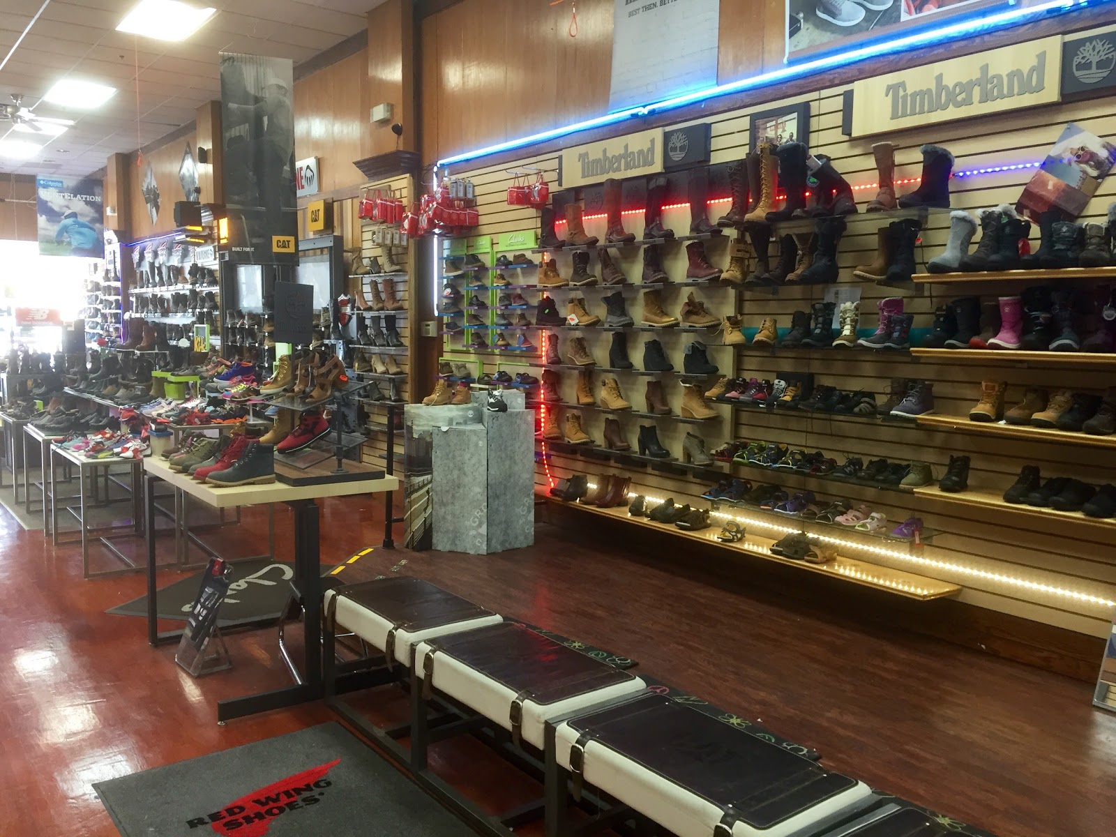 Photo of Footmate Shoes in North Bergen City, New Jersey, United States - 5 Picture of Point of interest, Establishment, Store, Shoe store