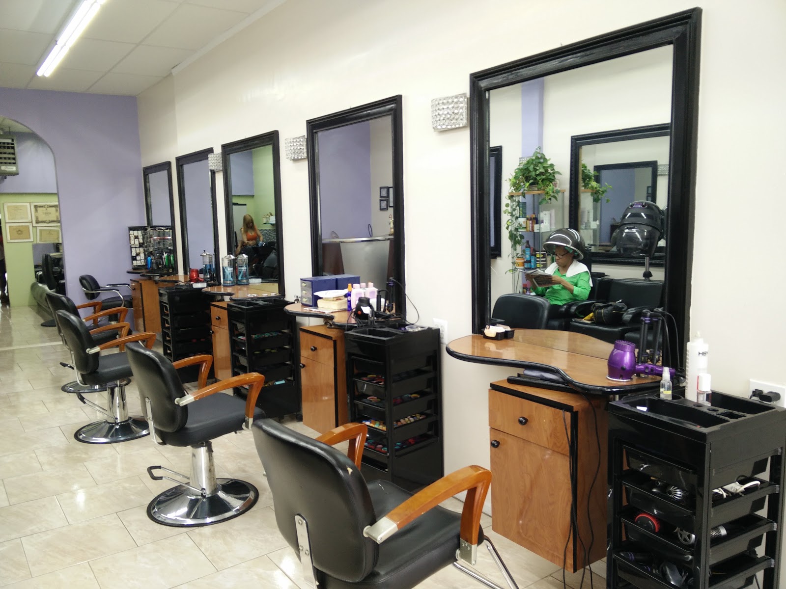 Photo of Artist Beauty Salon in Queens City, New York, United States - 4 Picture of Point of interest, Establishment, Beauty salon