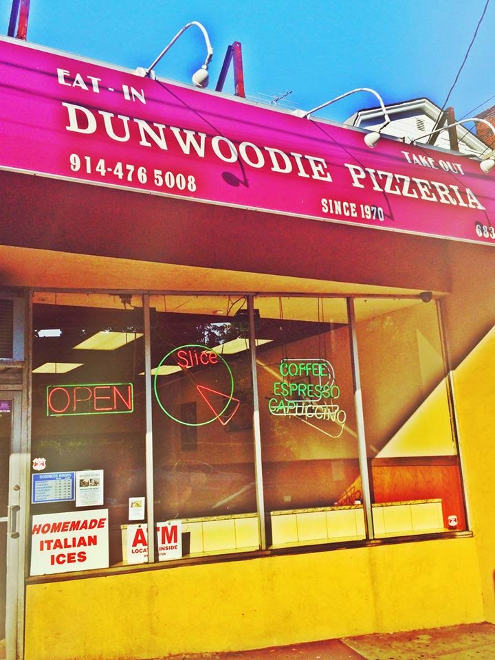 Photo of Dunwoodie Pizzeria & Restaurant in Yonkers City, New York, United States - 1 Picture of Restaurant, Food, Point of interest, Establishment