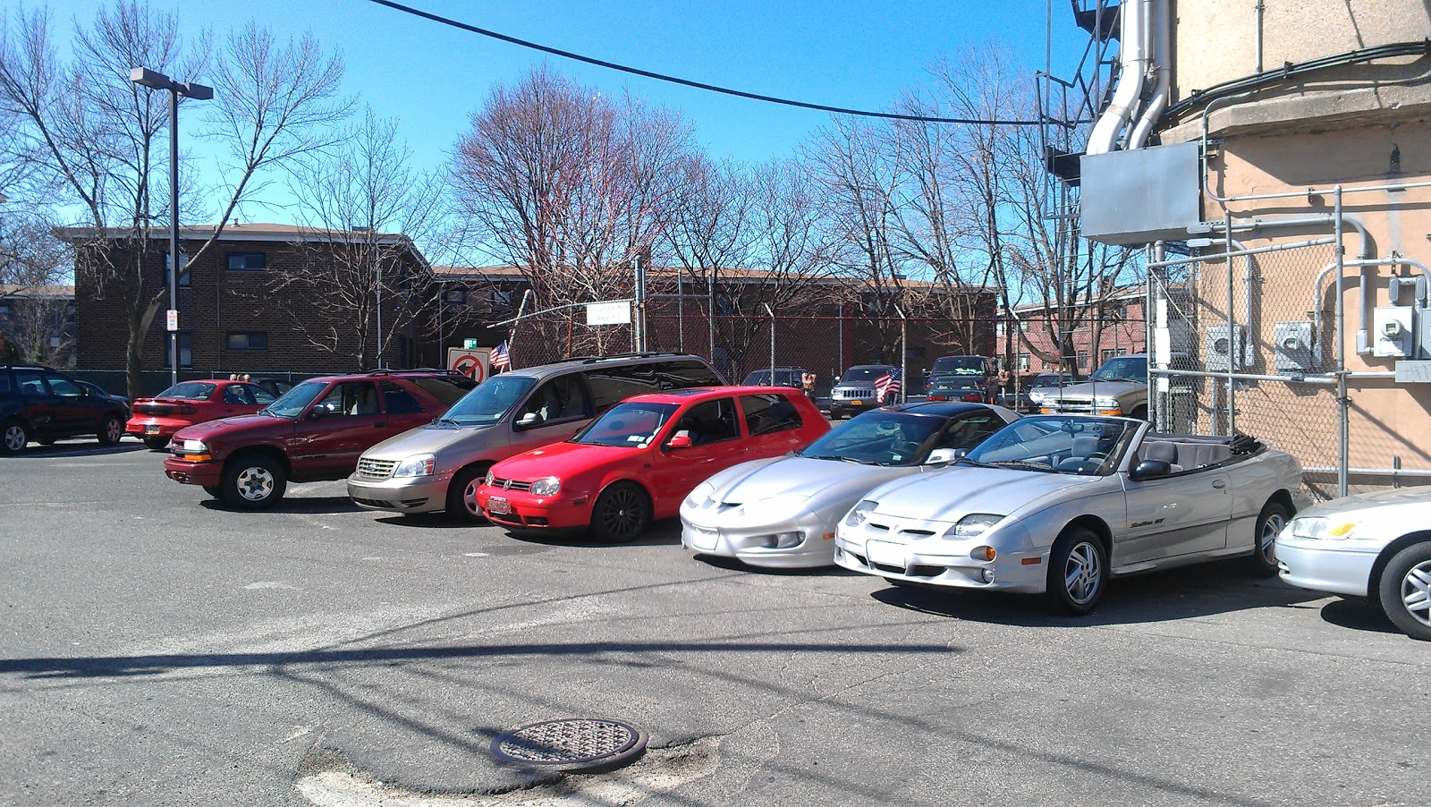 Photo of Emerald Auto Sales in Floral Park City, New York, United States - 2 Picture of Point of interest, Establishment, Car dealer, Store