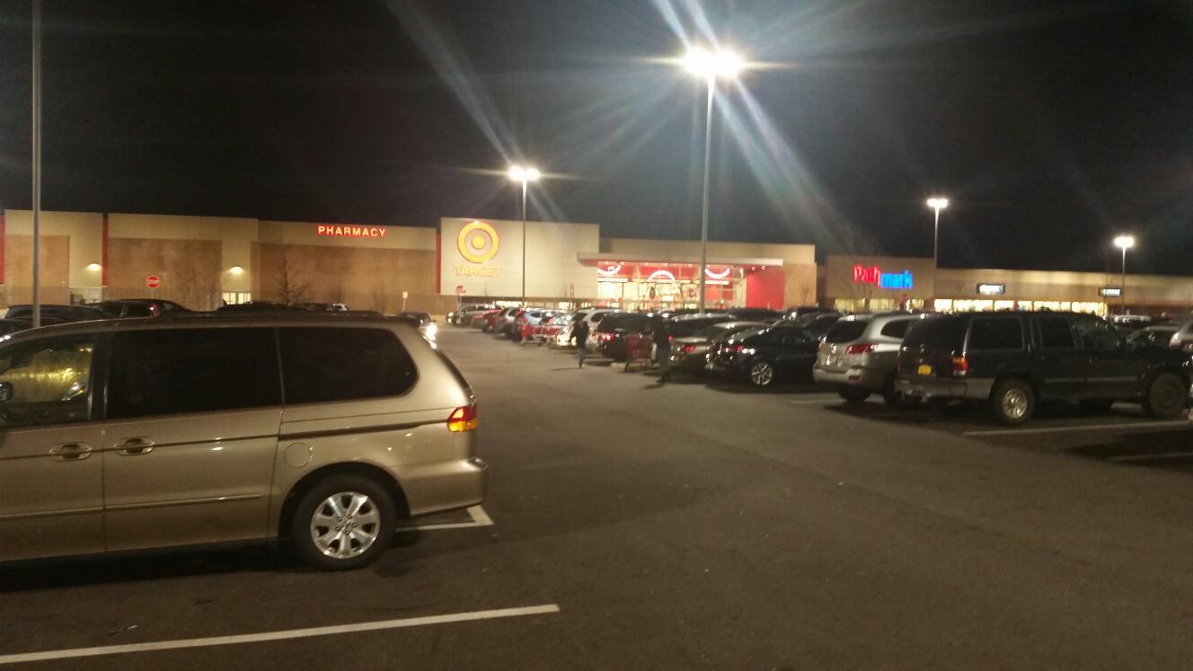 Photo of Target in Staten Island City, New York, United States - 2 Picture of Point of interest, Establishment, Store, Home goods store, Clothing store, Electronics store, Furniture store, Department store