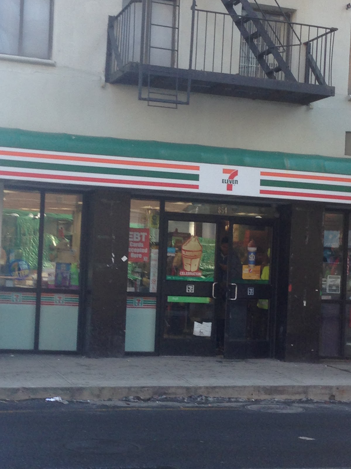 Photo of 7-Eleven in New York City, New York, United States - 1 Picture of Restaurant, Food, Point of interest, Establishment, Store, Cafe, Convenience store