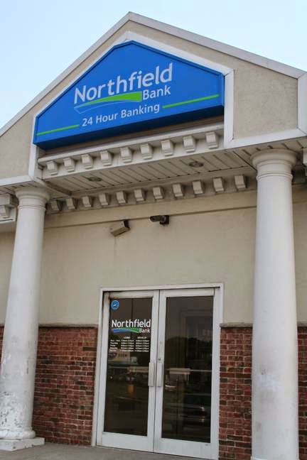 Photo of Northfield Bank in Staten Island City, New York, United States - 1 Picture of Point of interest, Establishment, Finance, Atm, Bank