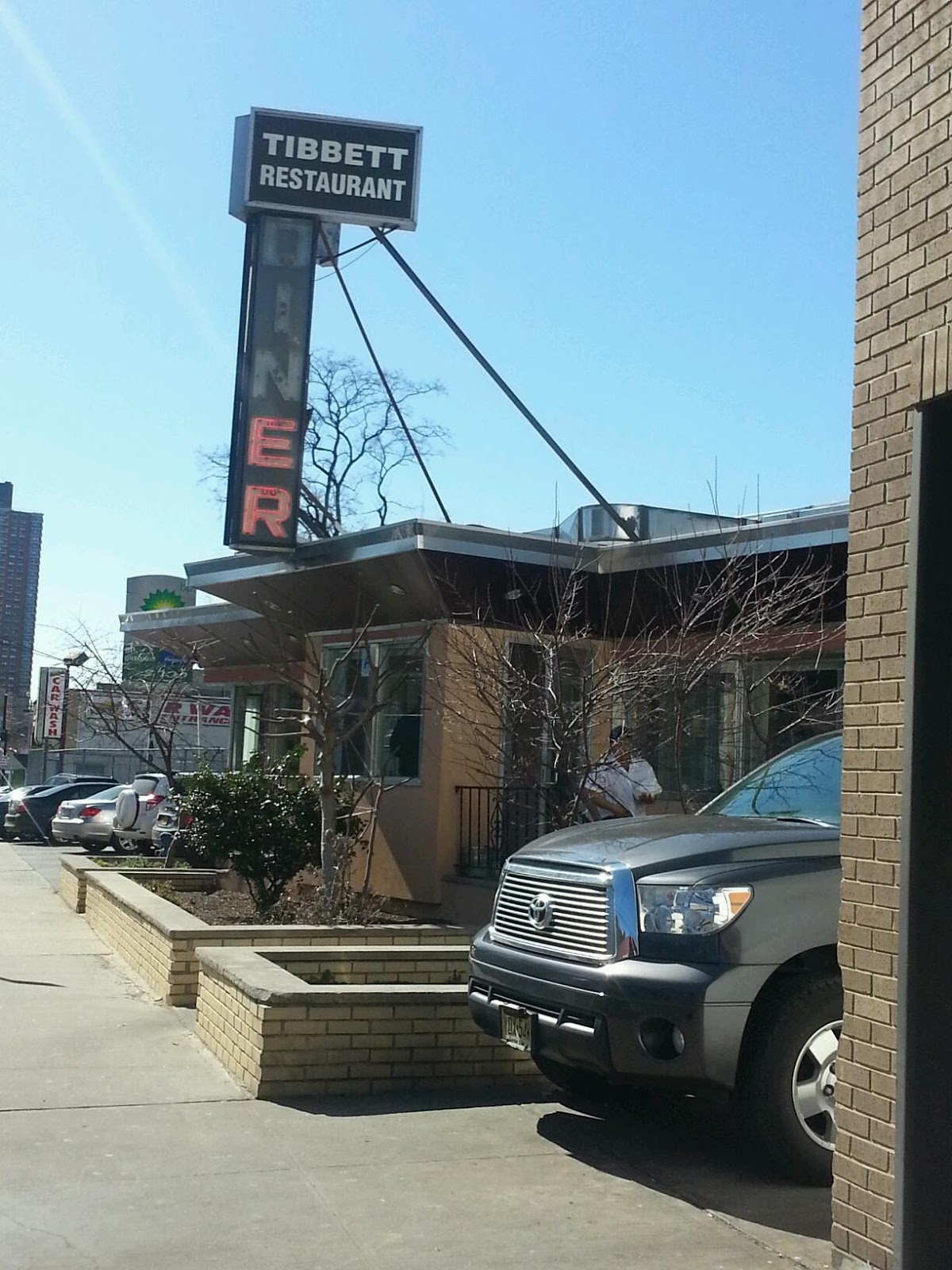 Photo of Tibbett Diner in Bronx City, New York, United States - 2 Picture of Restaurant, Food, Point of interest, Establishment