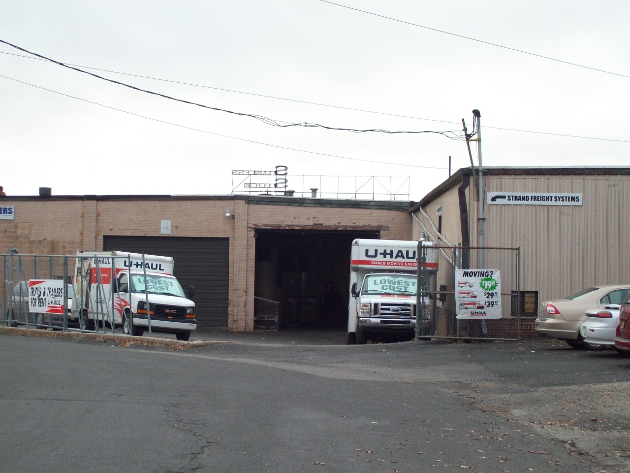 Photo of U-Haul Neighborhood Dealer in Hillside City, New Jersey, United States - 2 Picture of Point of interest, Establishment