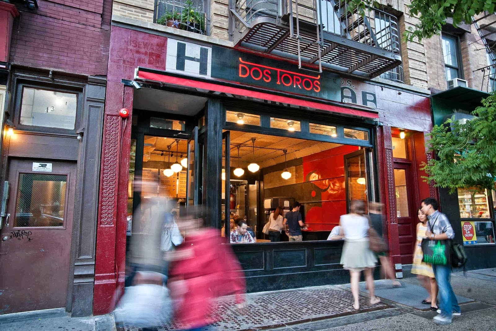 Photo of Dos Toros Taqueria in New York City, New York, United States - 1 Picture of Restaurant, Food, Point of interest, Establishment