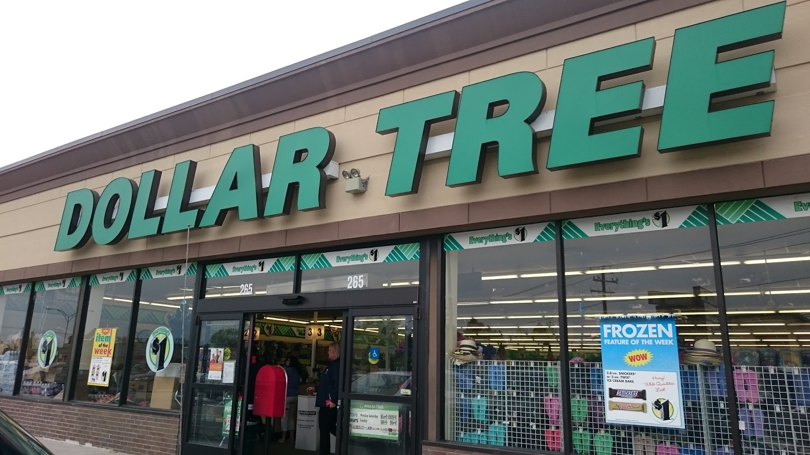 Photo of Dollar Tree in Queens City, New York, United States - 1 Picture of Food, Point of interest, Establishment, Store, Home goods store