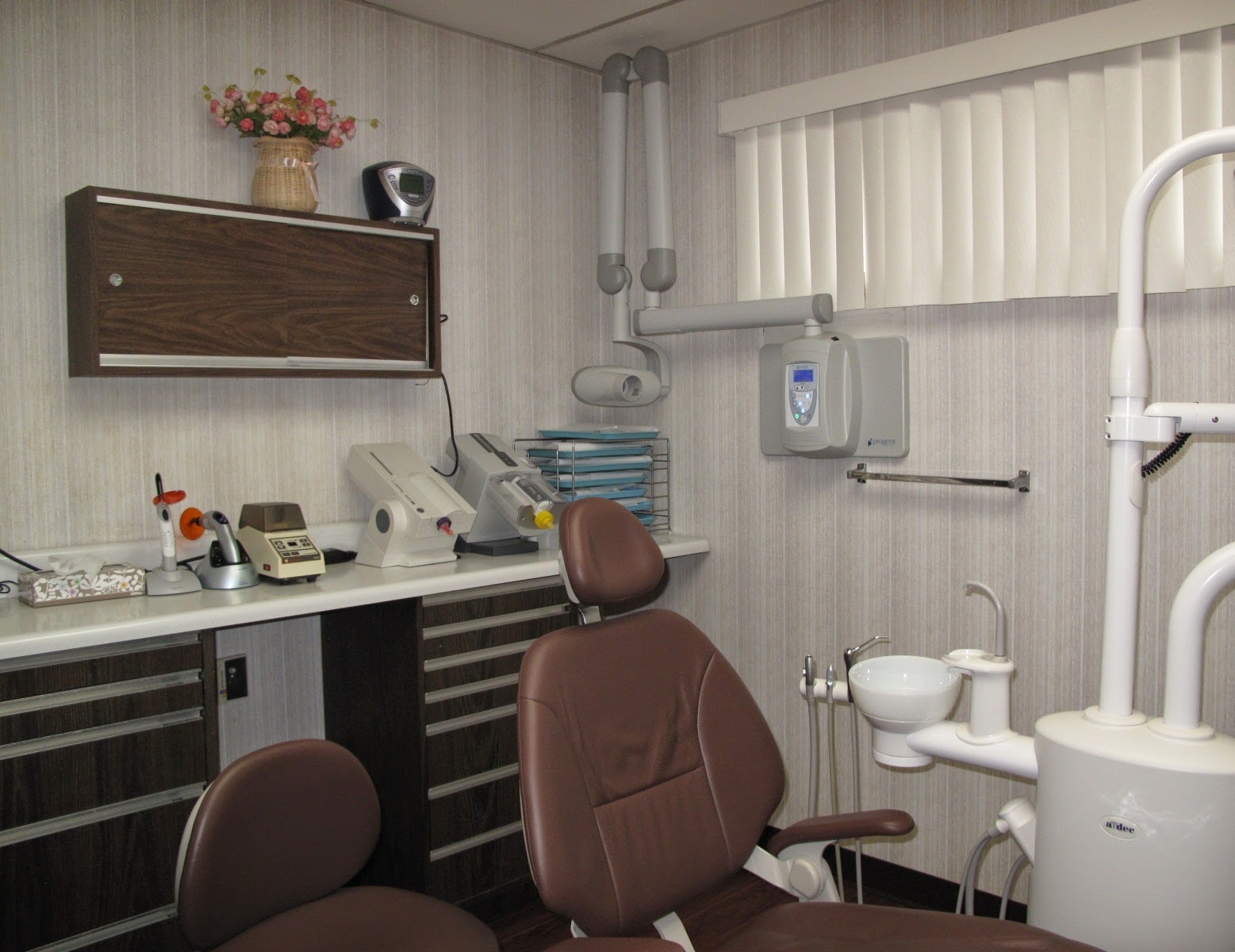 Photo of Maywood Dental Associates, P.A. in Maywood City, New Jersey, United States - 4 Picture of Point of interest, Establishment, Health, Doctor, Dentist