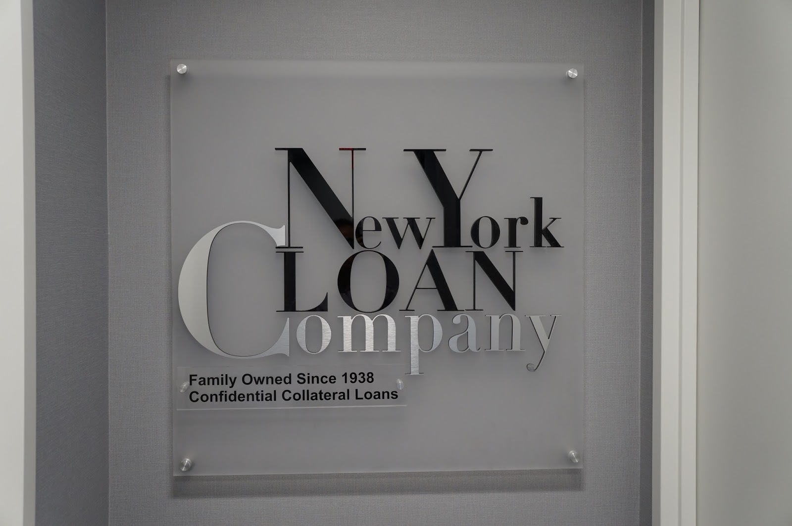 Photo of New York Loan Company in New York City, New York, United States - 9 Picture of Point of interest, Establishment, Finance, Store, Jewelry store