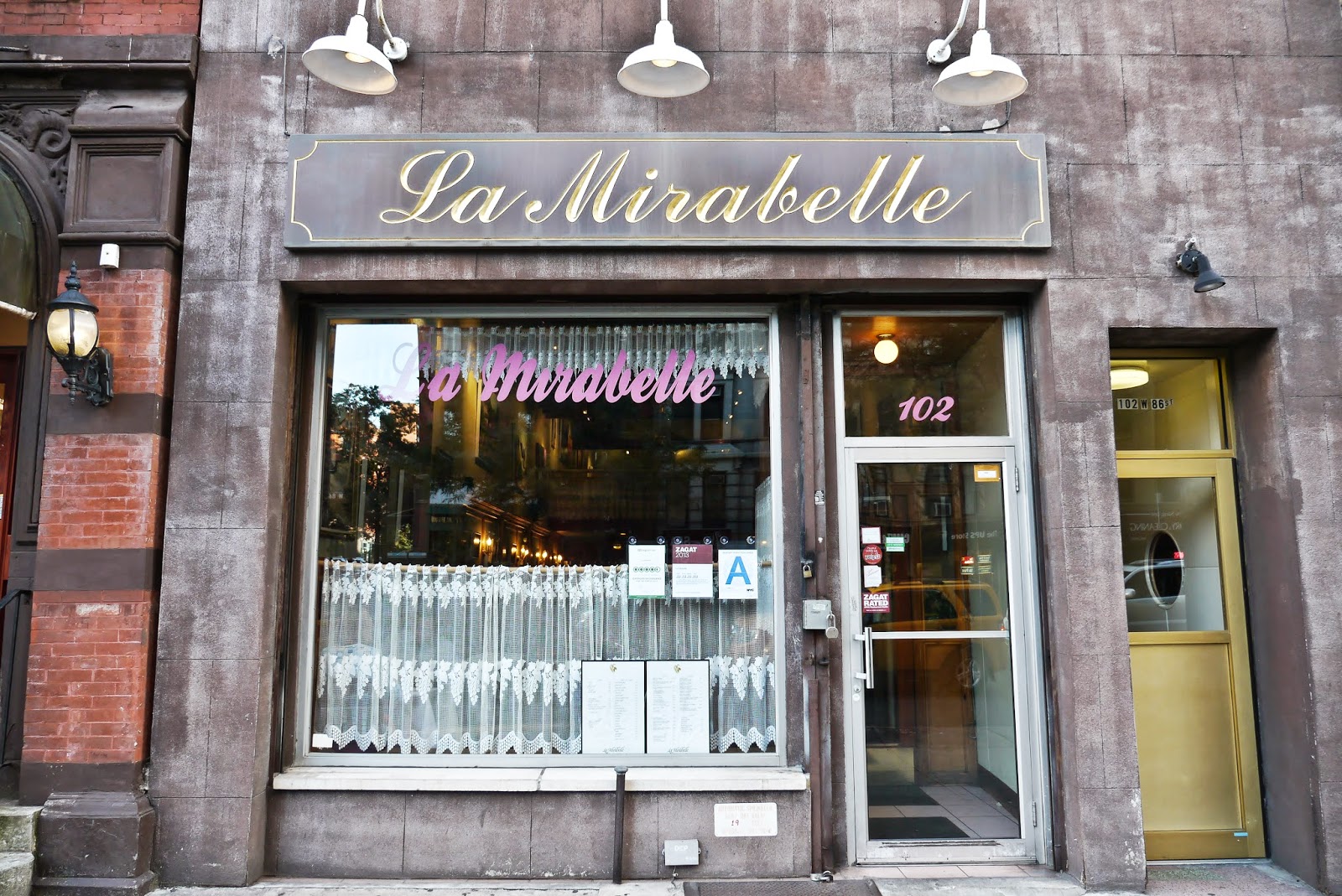 Photo of La Mirabelle in New York City, New York, United States - 1 Picture of Restaurant, Food, Point of interest, Establishment, Bar