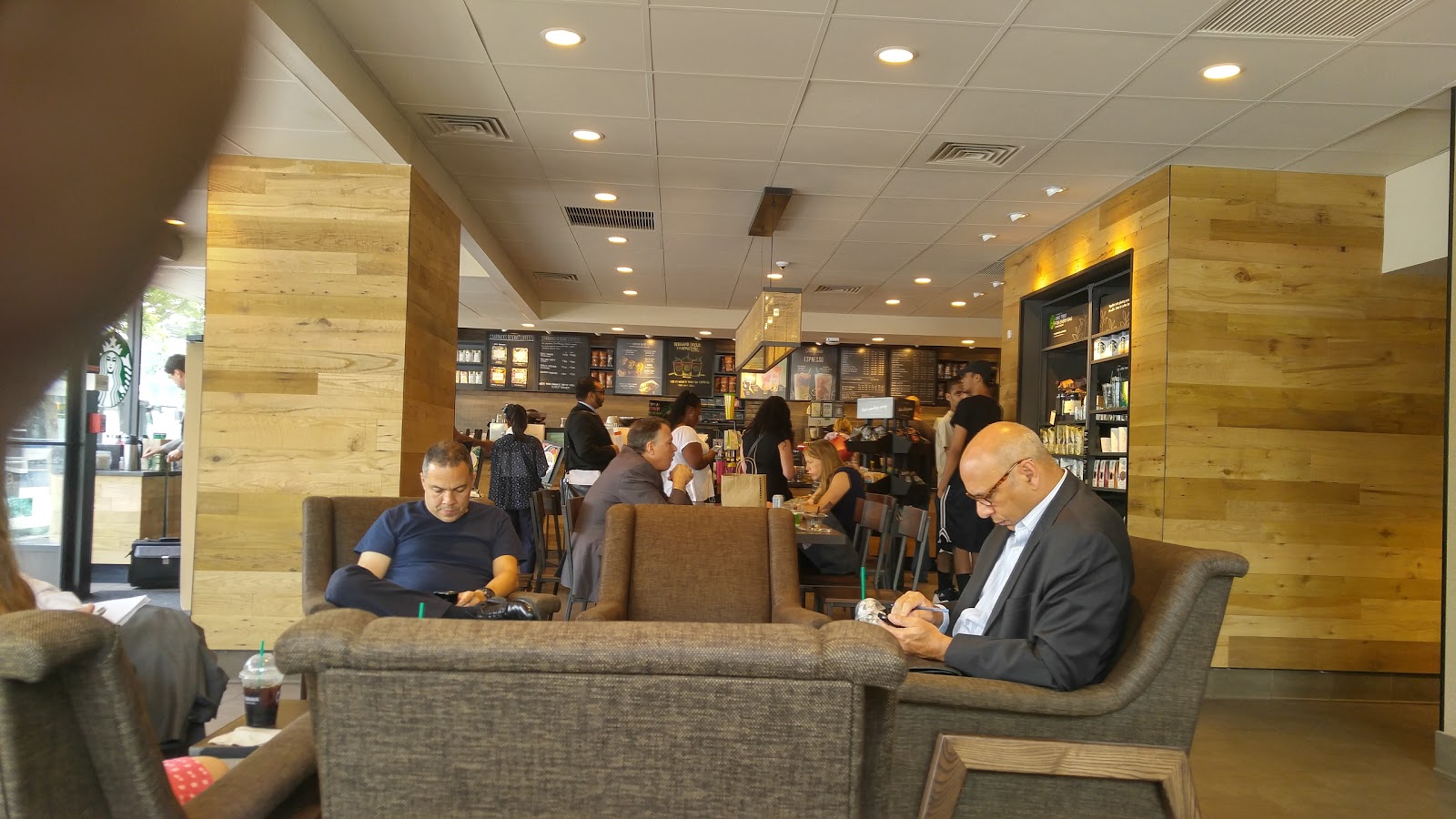 Photo of Starbucks in Jamaica City, New York, United States - 1 Picture of Food, Point of interest, Establishment, Store, Cafe