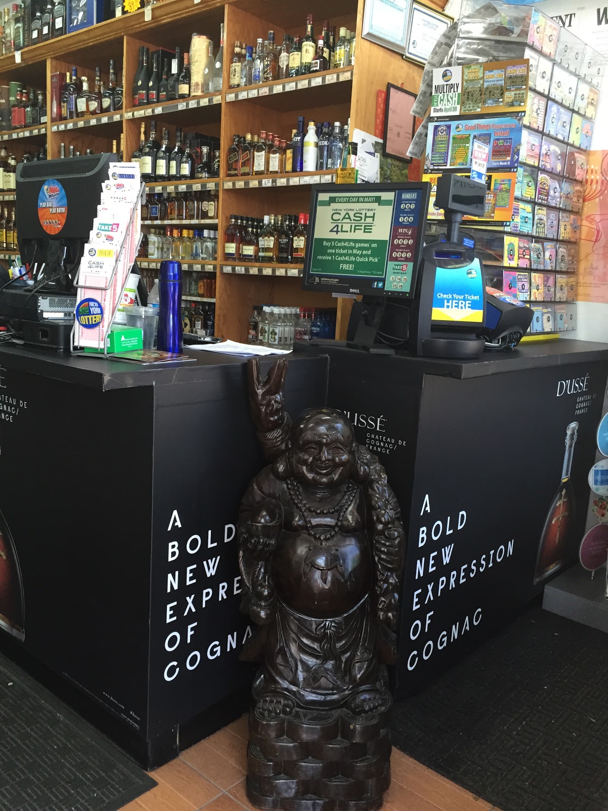 Photo of Shaolin Liquor DBA: Tompkinsville Park Wines & Liquor in Staten Island City, New York, United States - 3 Picture of Point of interest, Establishment, Store, Liquor store