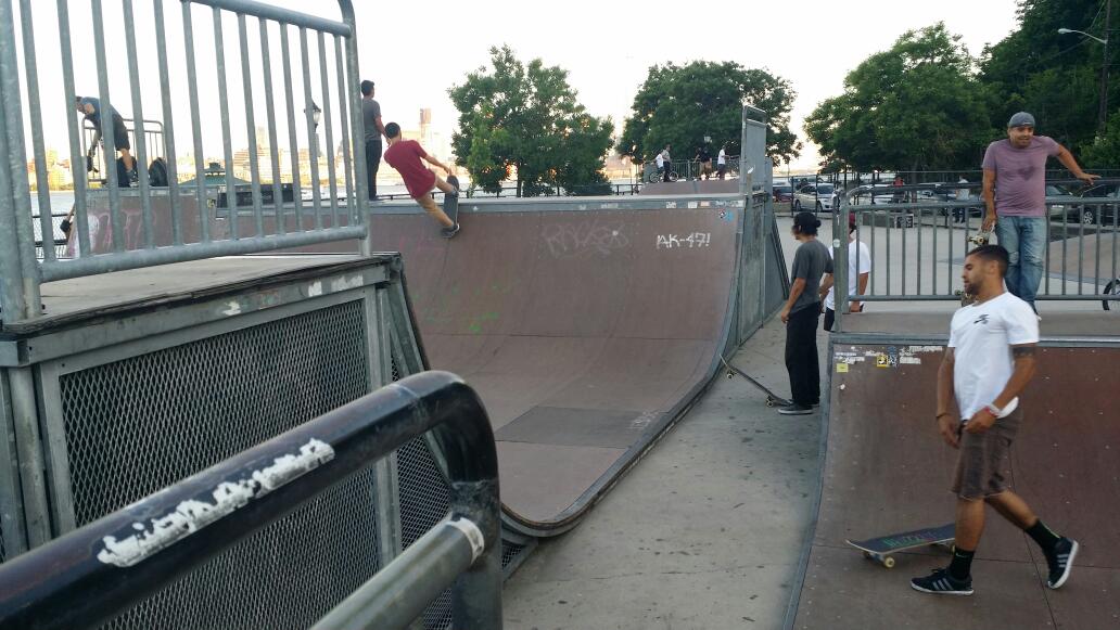 Photo of Castle Point Skatepark in Hoboken City, New Jersey, United States - 4 Picture of Point of interest, Establishment