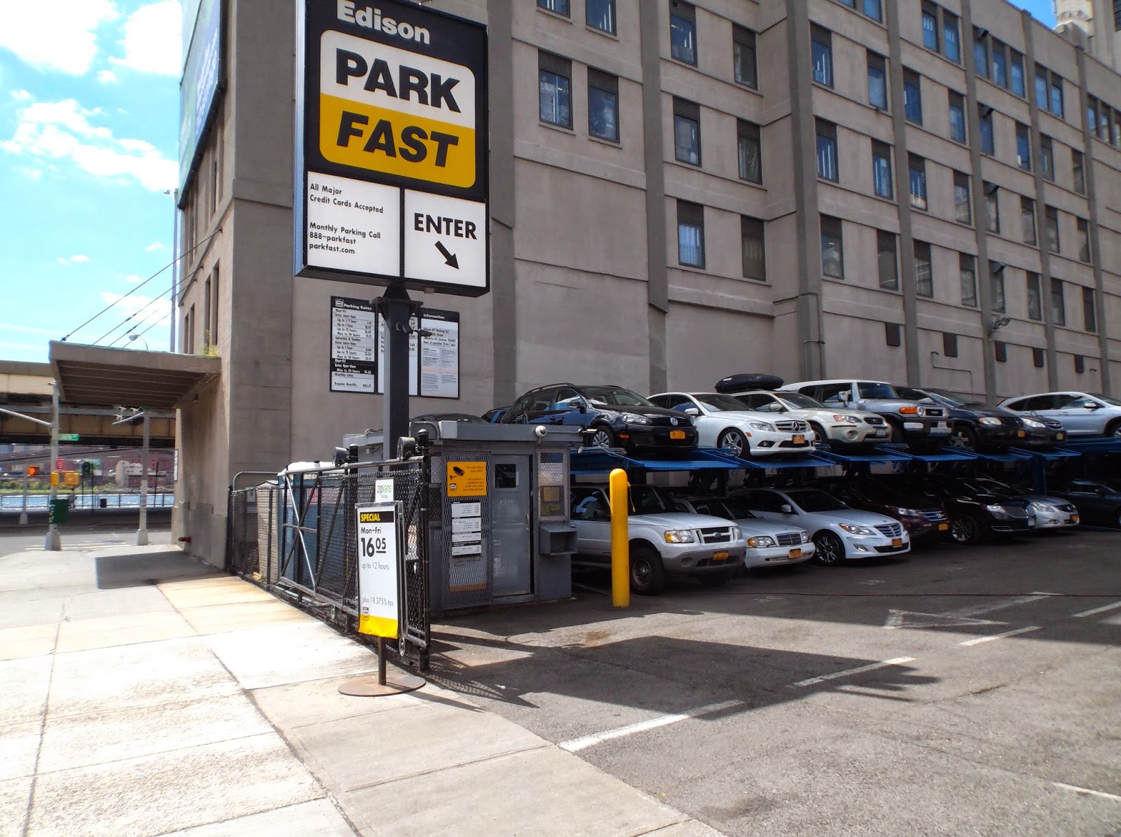 Photo of Edison ParkFast in New York City, New York, United States - 1 Picture of Point of interest, Establishment, Parking