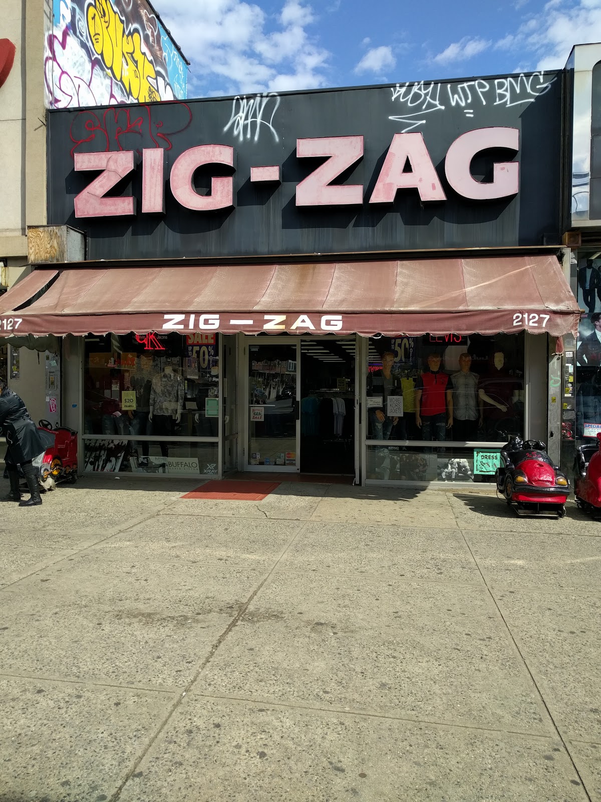 Photo of Zig Zag Inc in Kings County City, New York, United States - 1 Picture of Point of interest, Establishment, Store, Clothing store